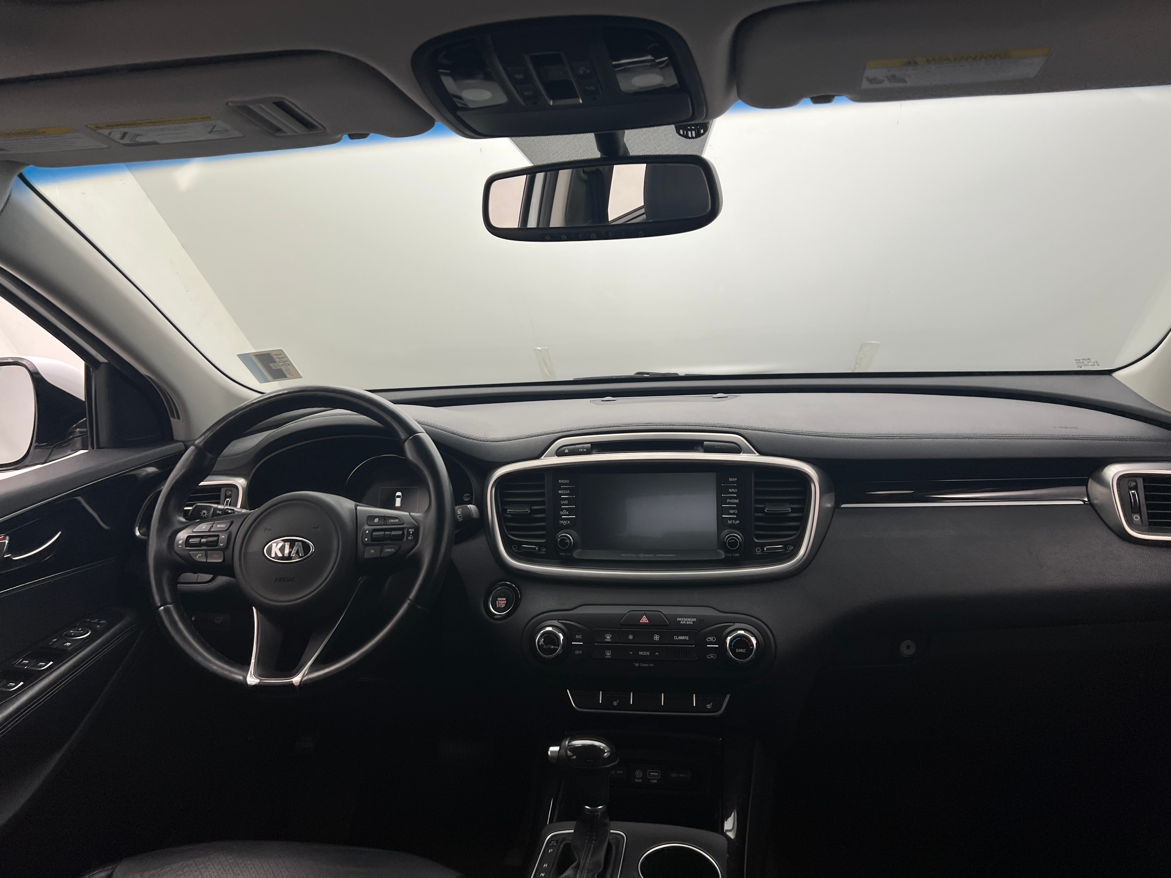 Thumbnail: 2016 Kia Sorento - 2