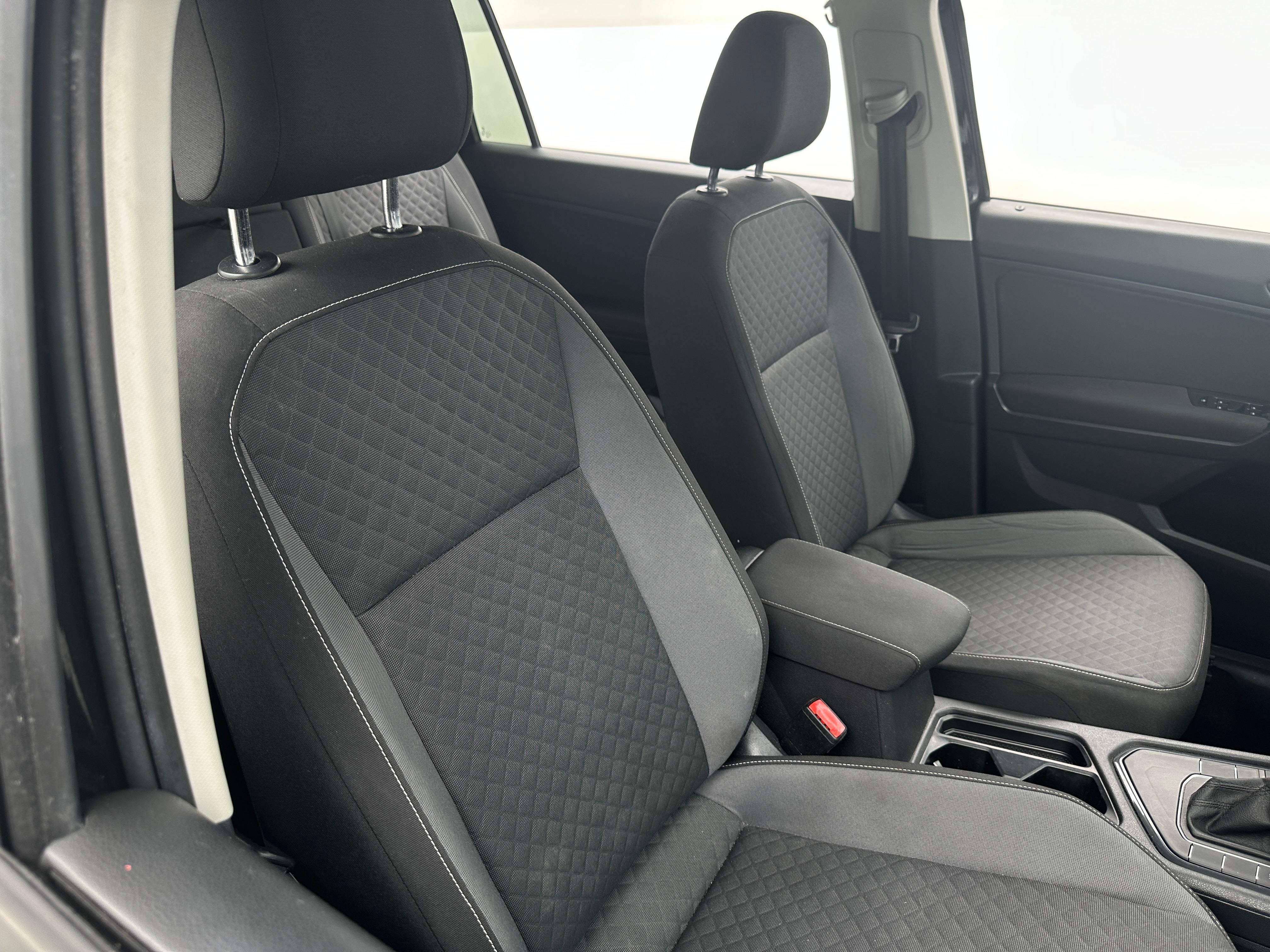 Thumbnail: 2021 Volkswagen Tiguan - 2