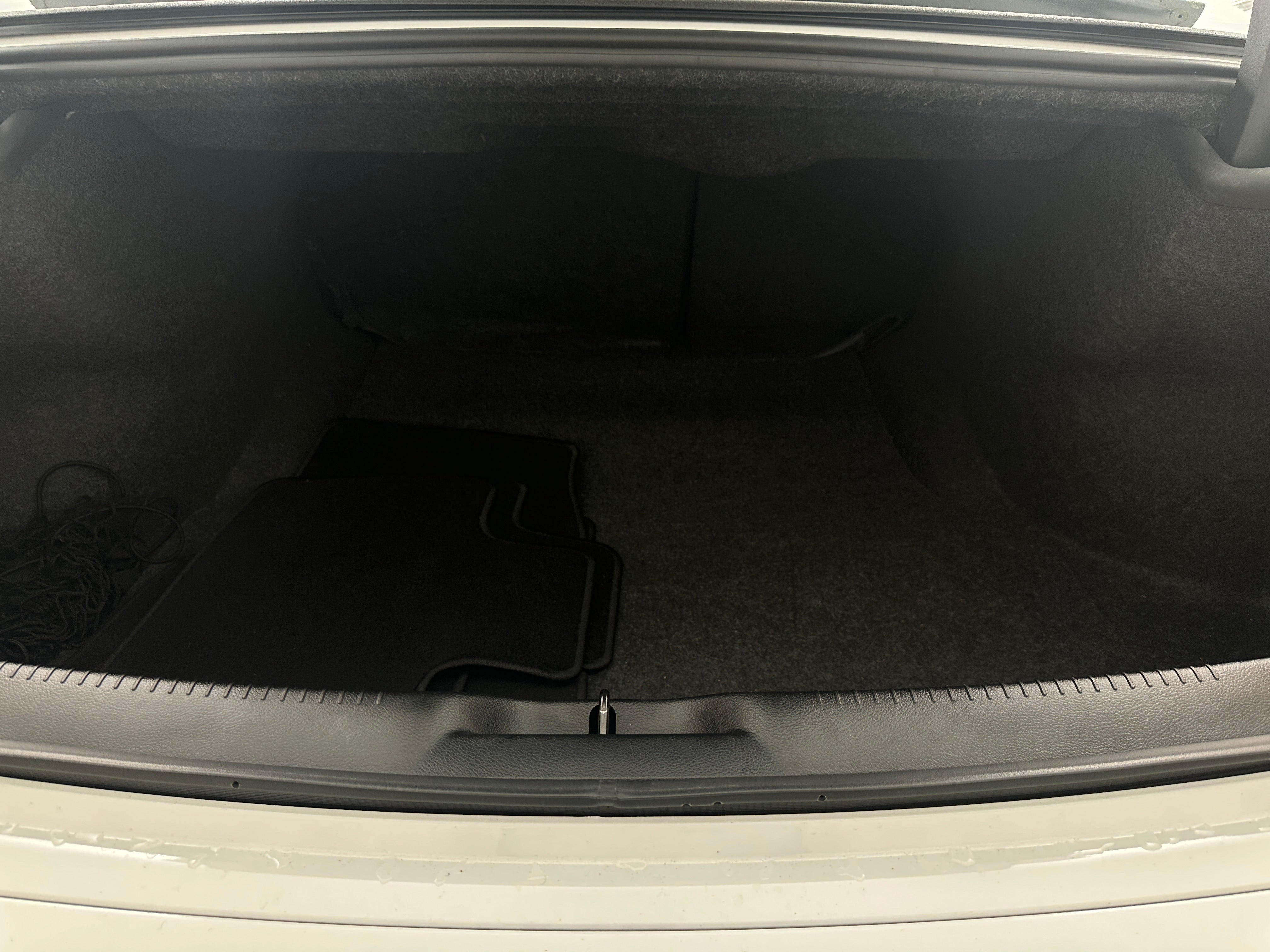 2019 Chrysler 300 S 6