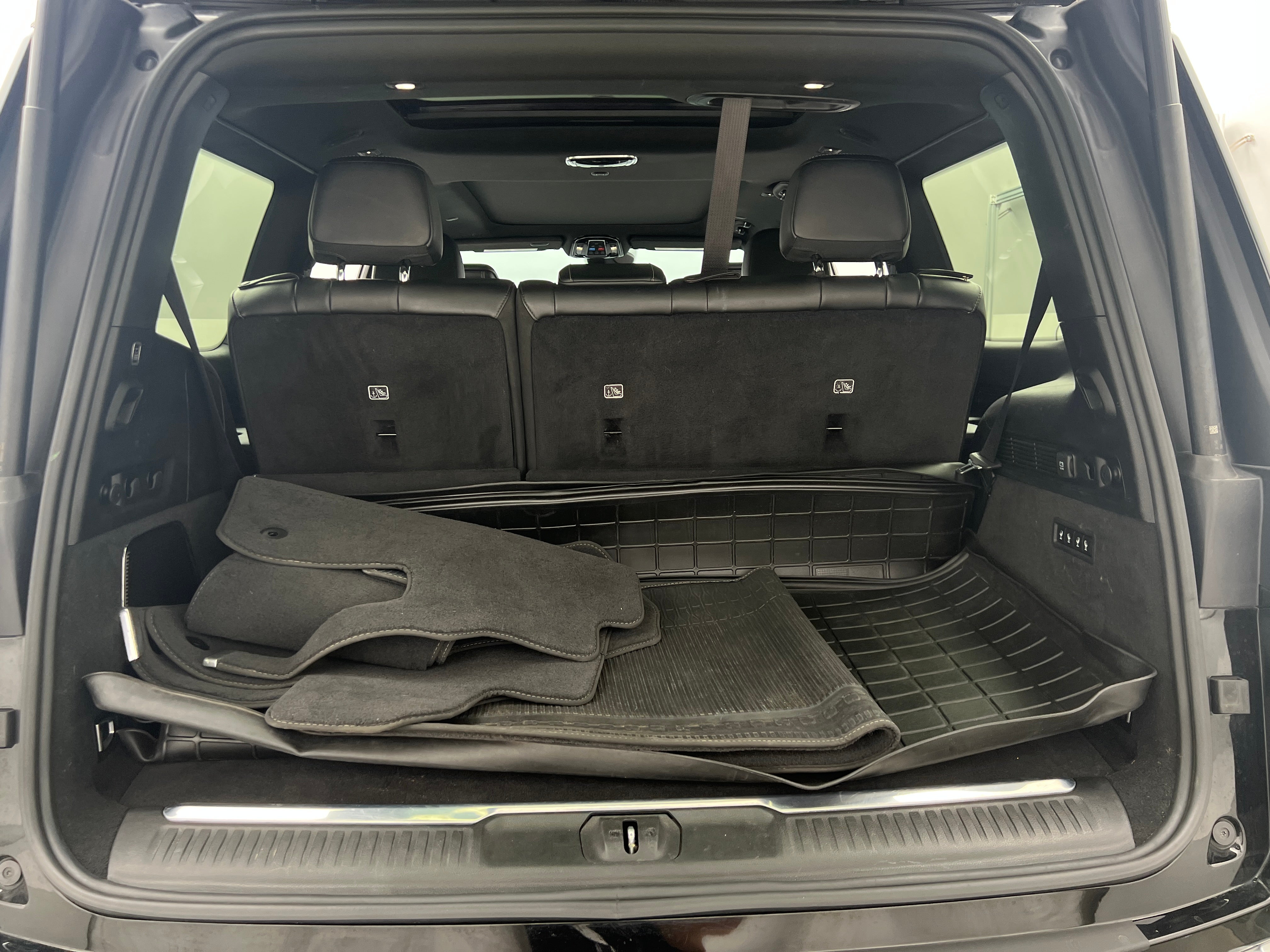 2022 Jeep Grand Wagoneer Series I 6