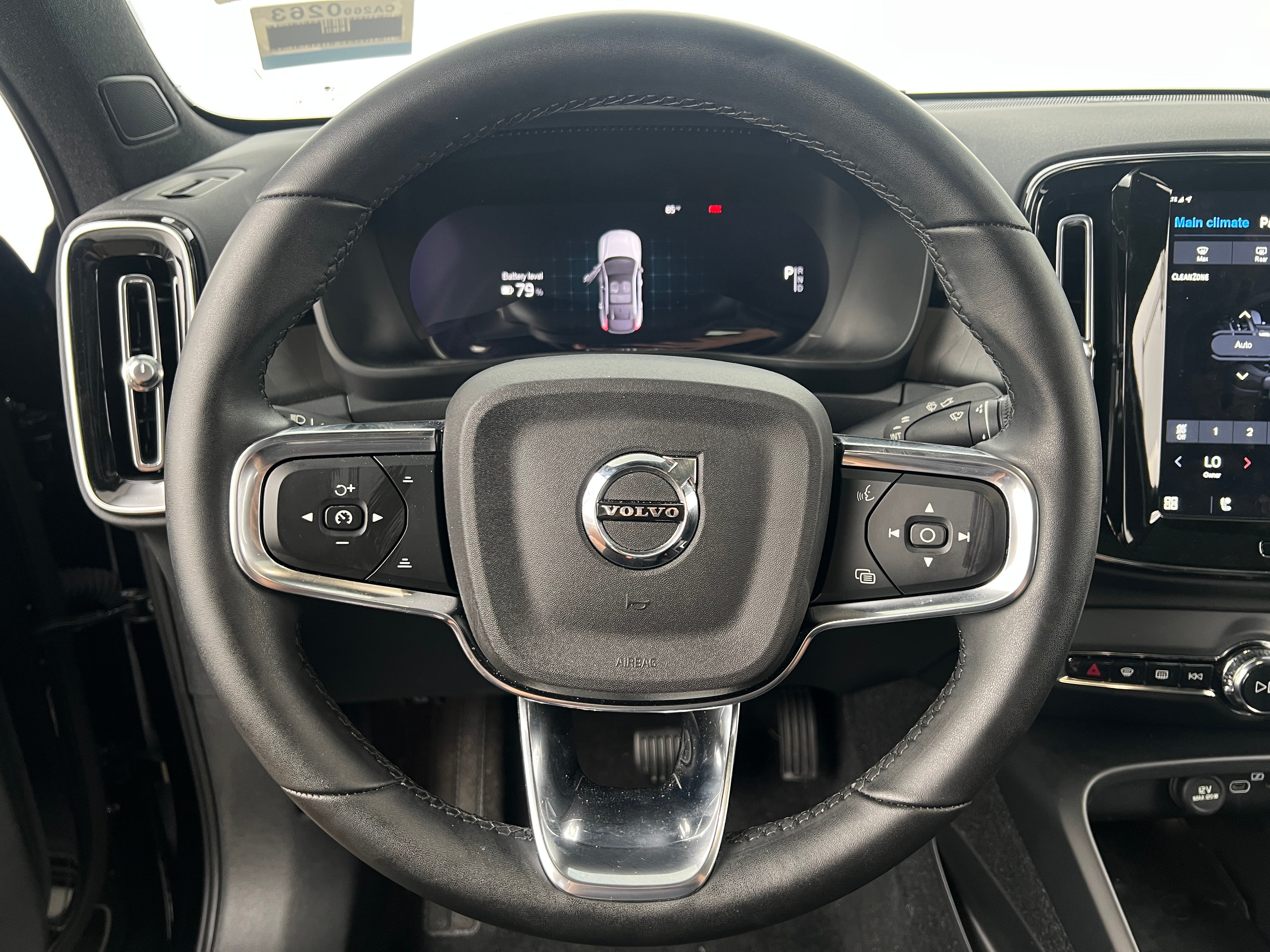 Thumbnail: 2023 Volvo C40 - 5