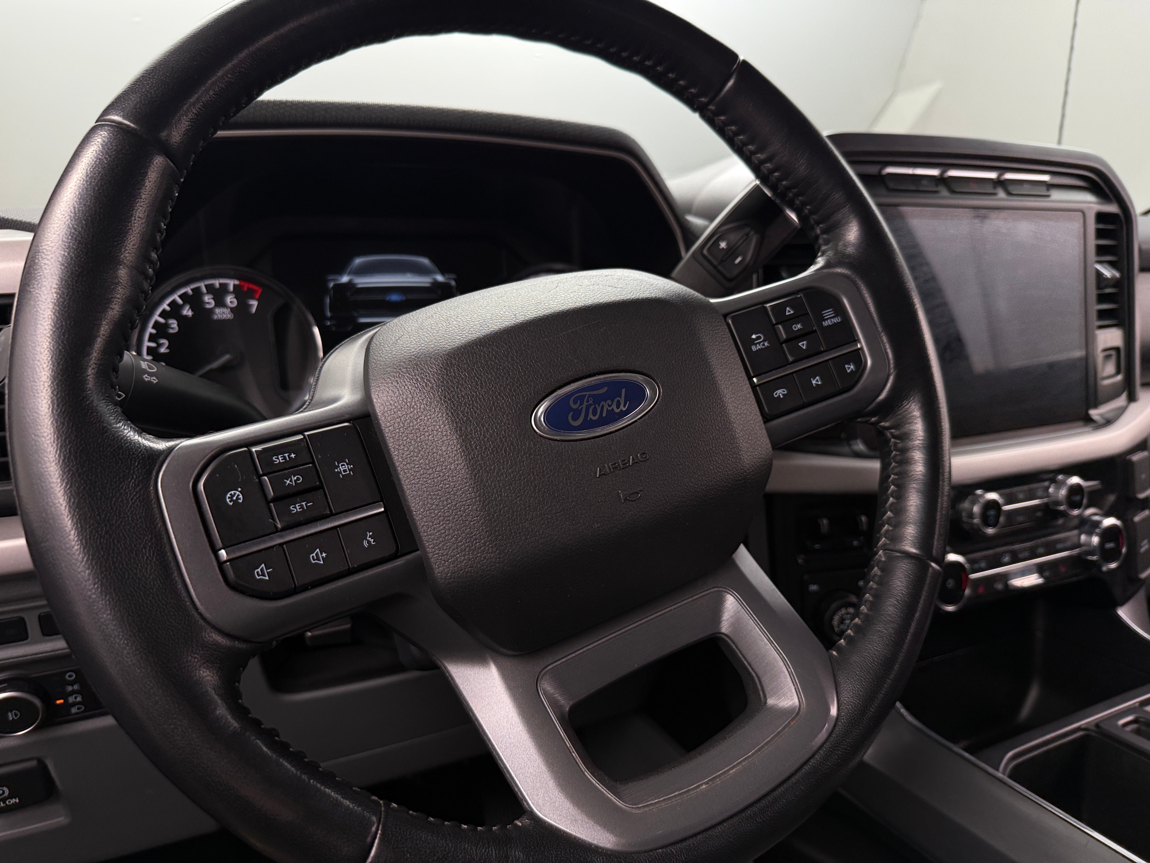 2022 Ford Econoline E-150 5
