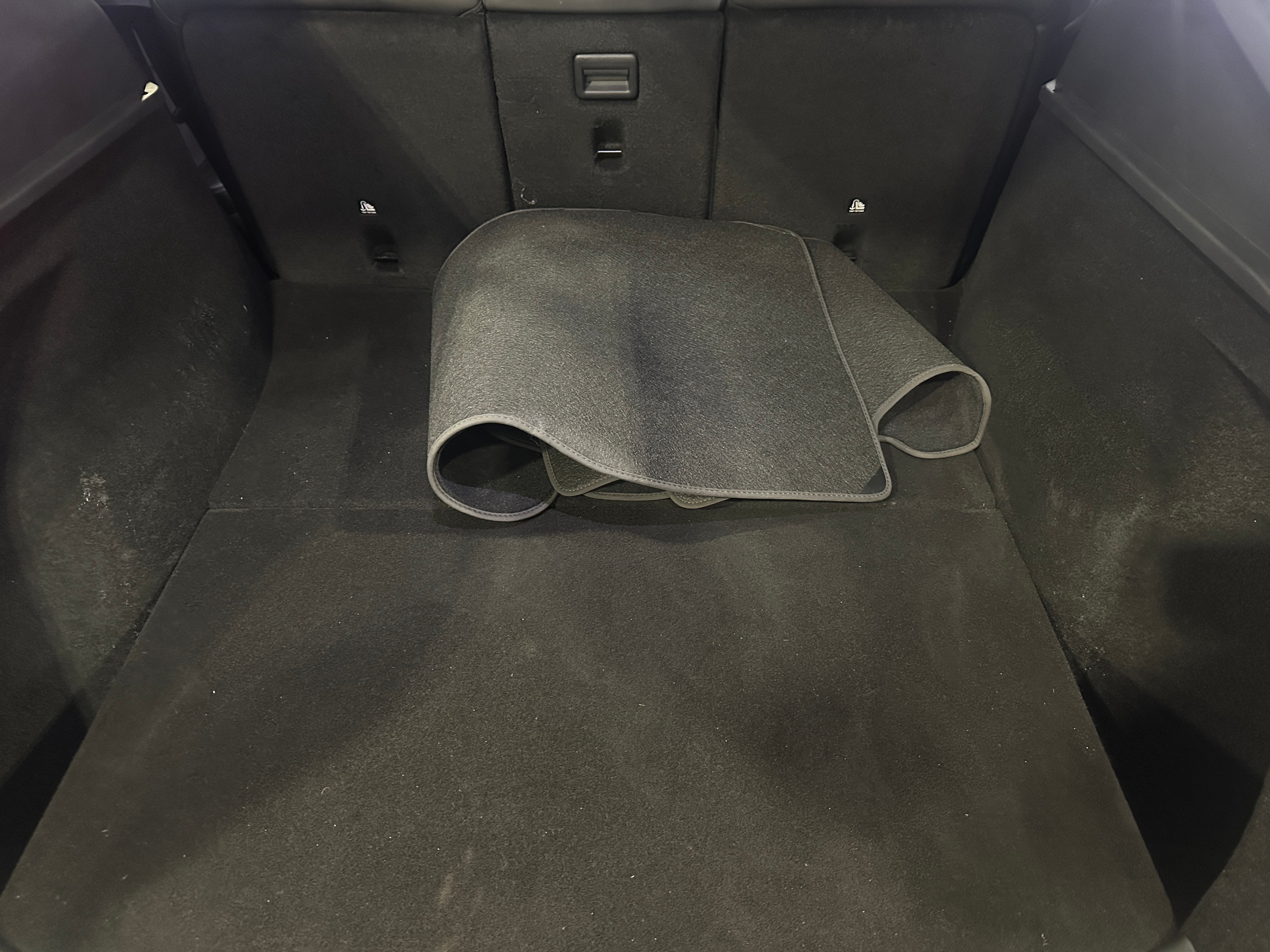 2023 Tesla Model Y Performance 6