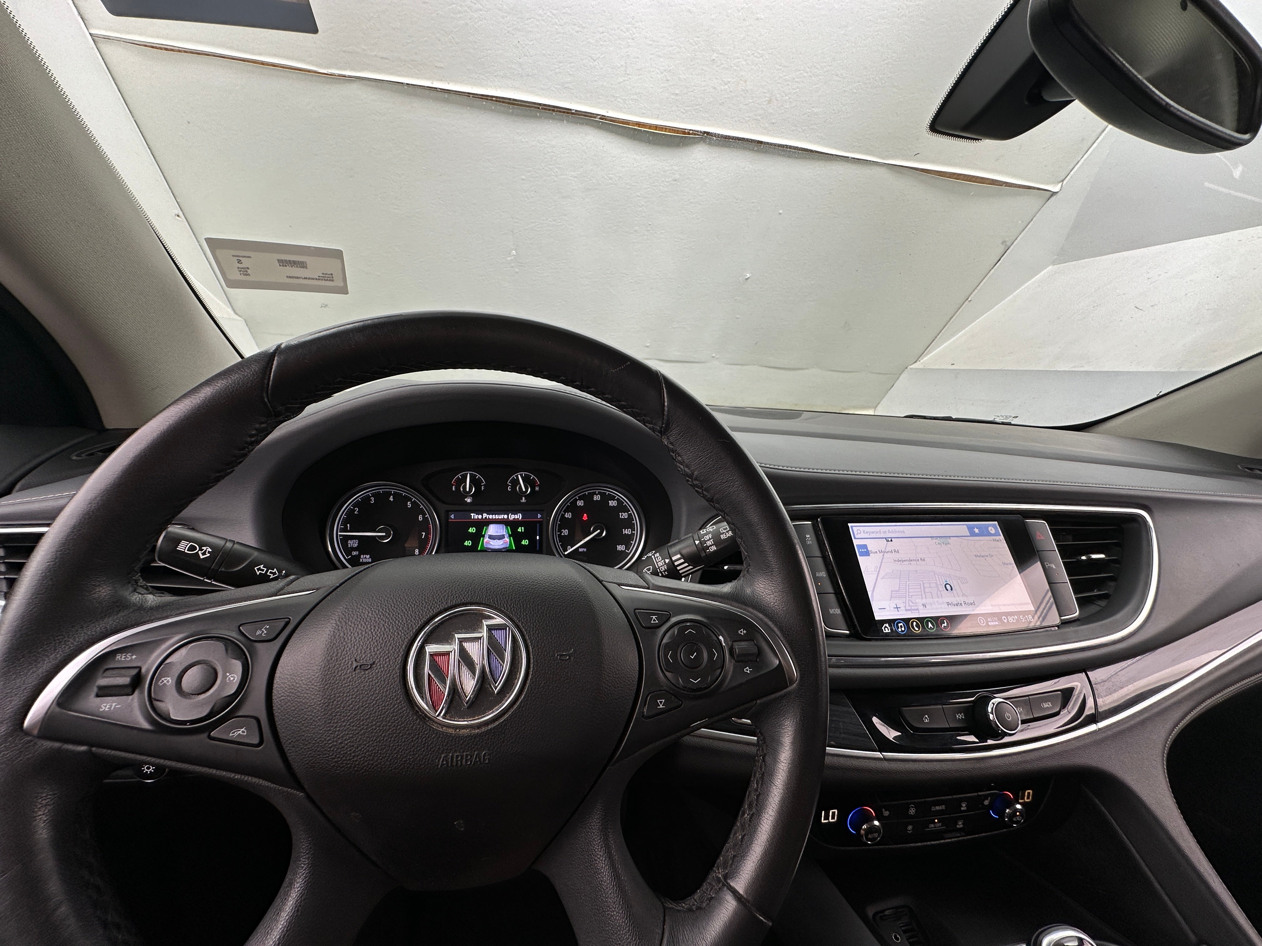 2021 Buick Enclave Essence 2