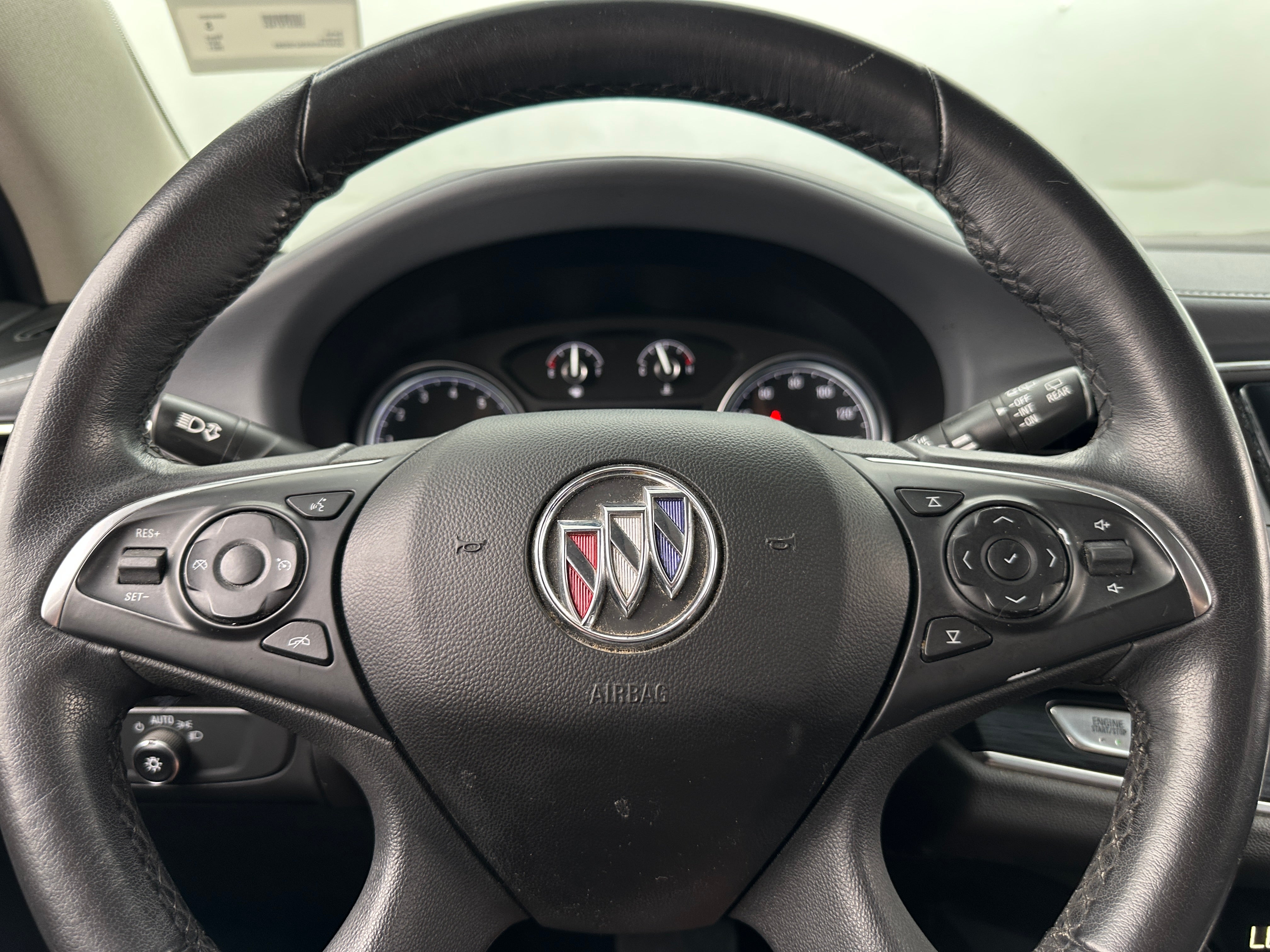 2021 Buick Enclave Essence 4