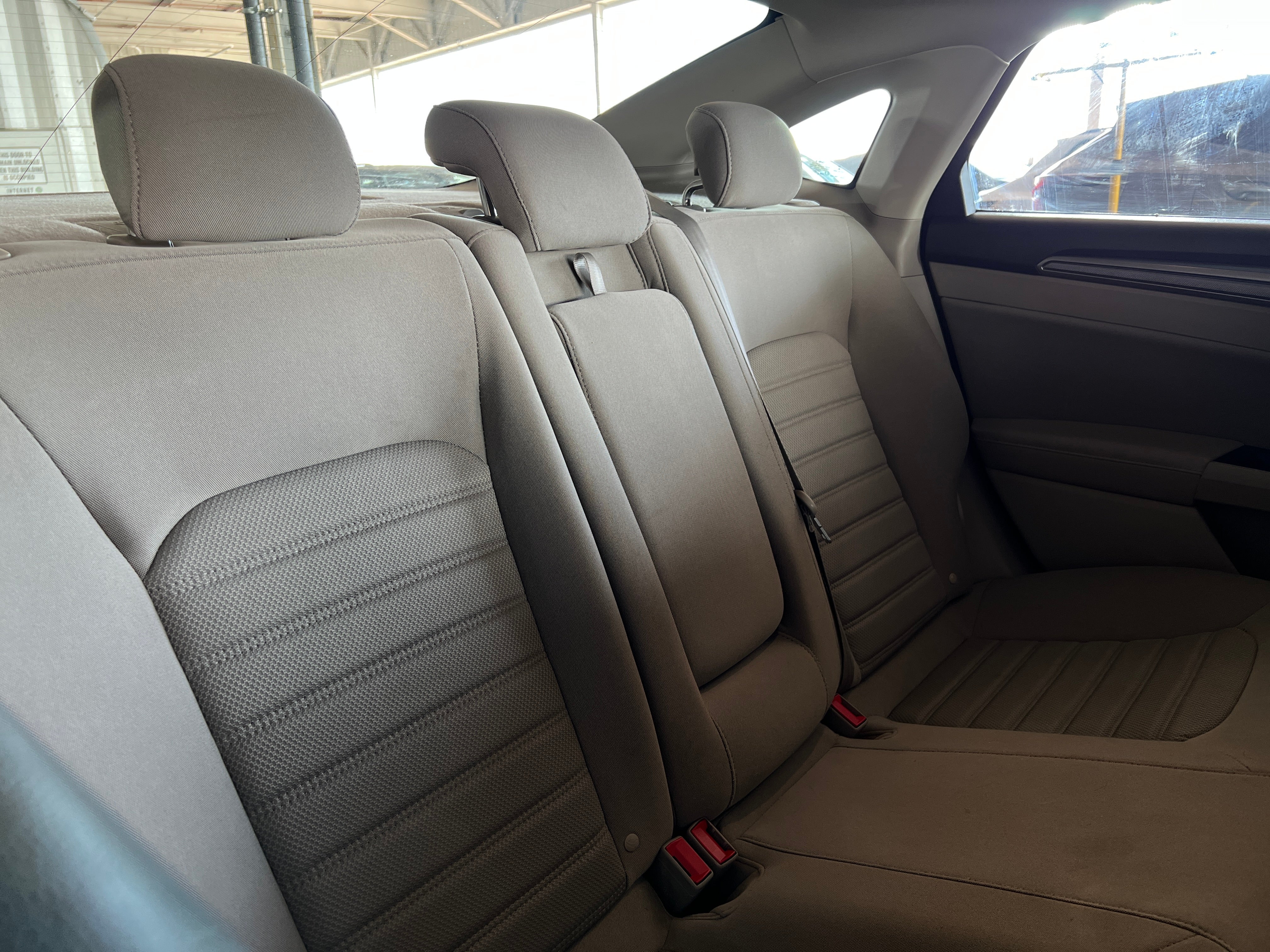 2020 Ford Fusion SE 6