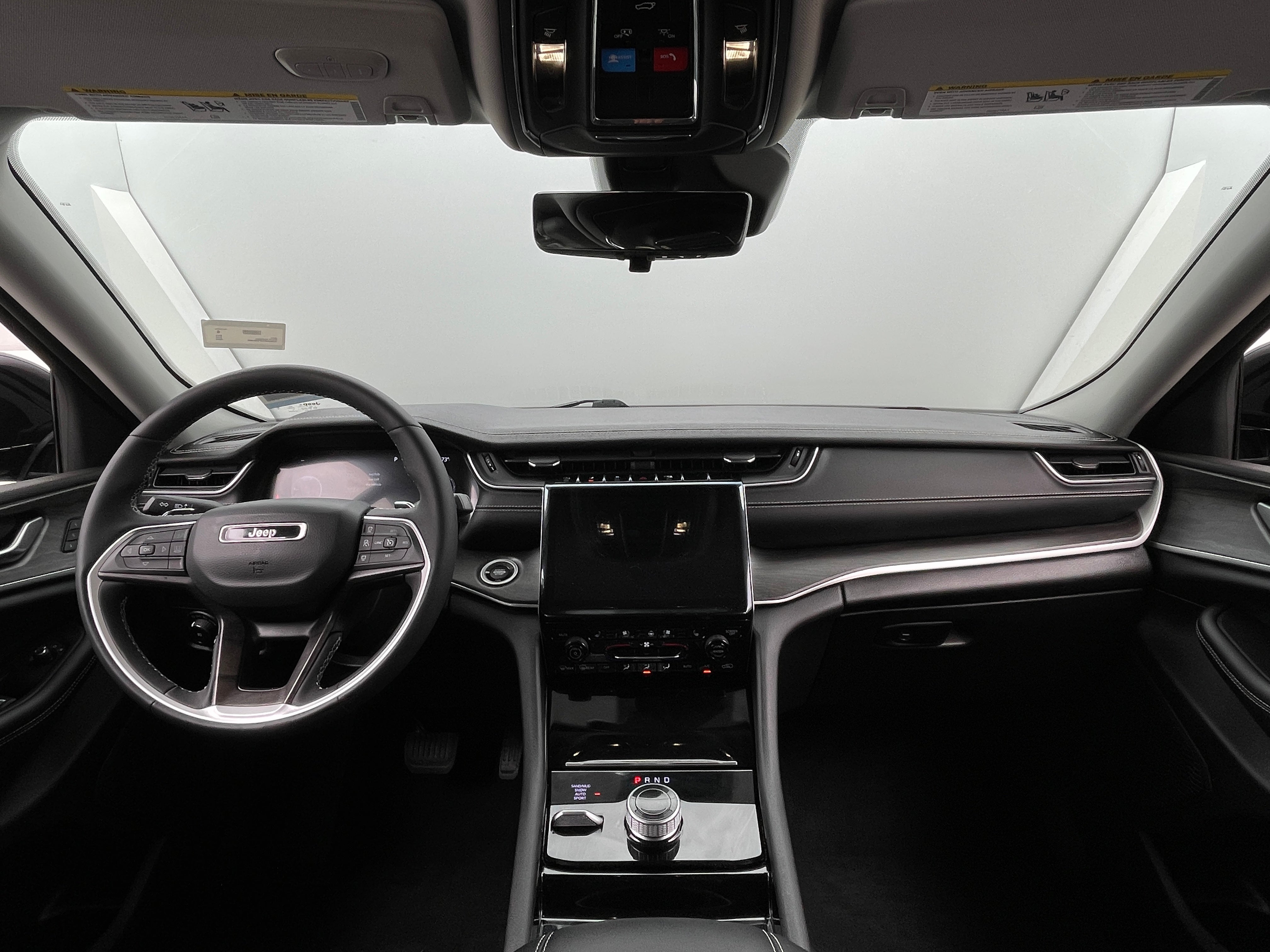 2023 Jeep Grand Cherokee Limited Edition 2