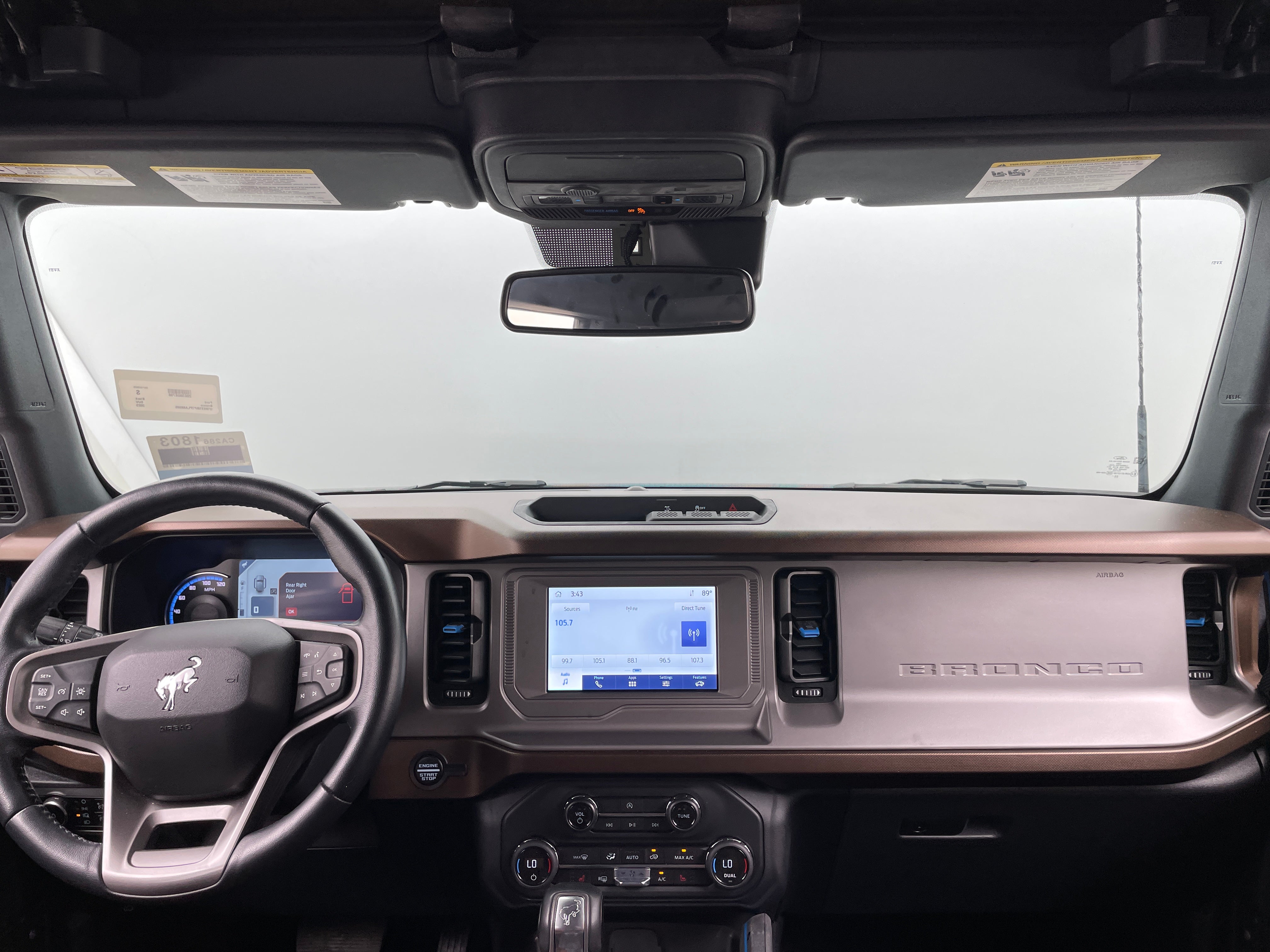 2023 Ford Bronco Outer Banks 3