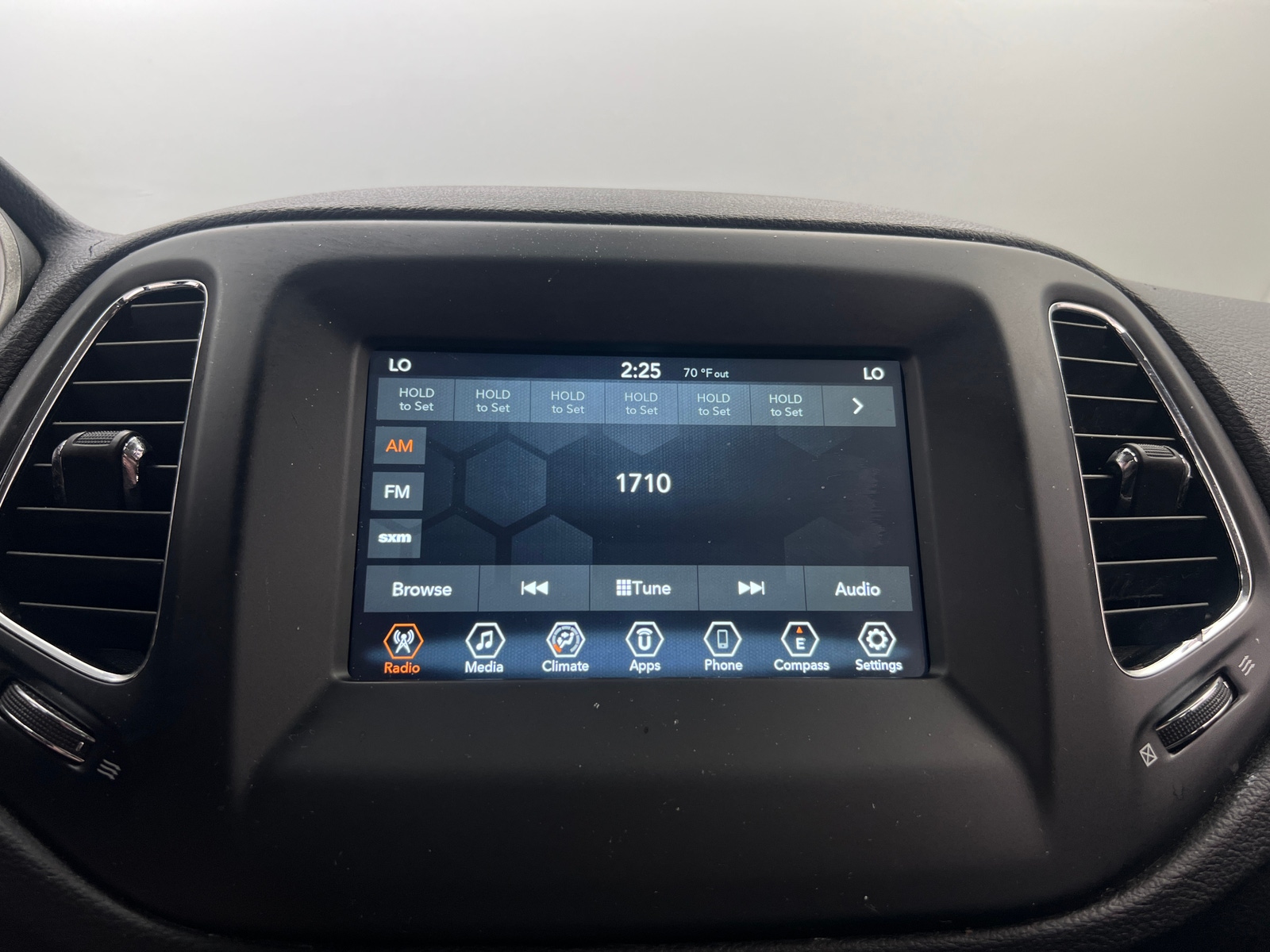 Thumbnail: 2019 Jeep Compass - 4