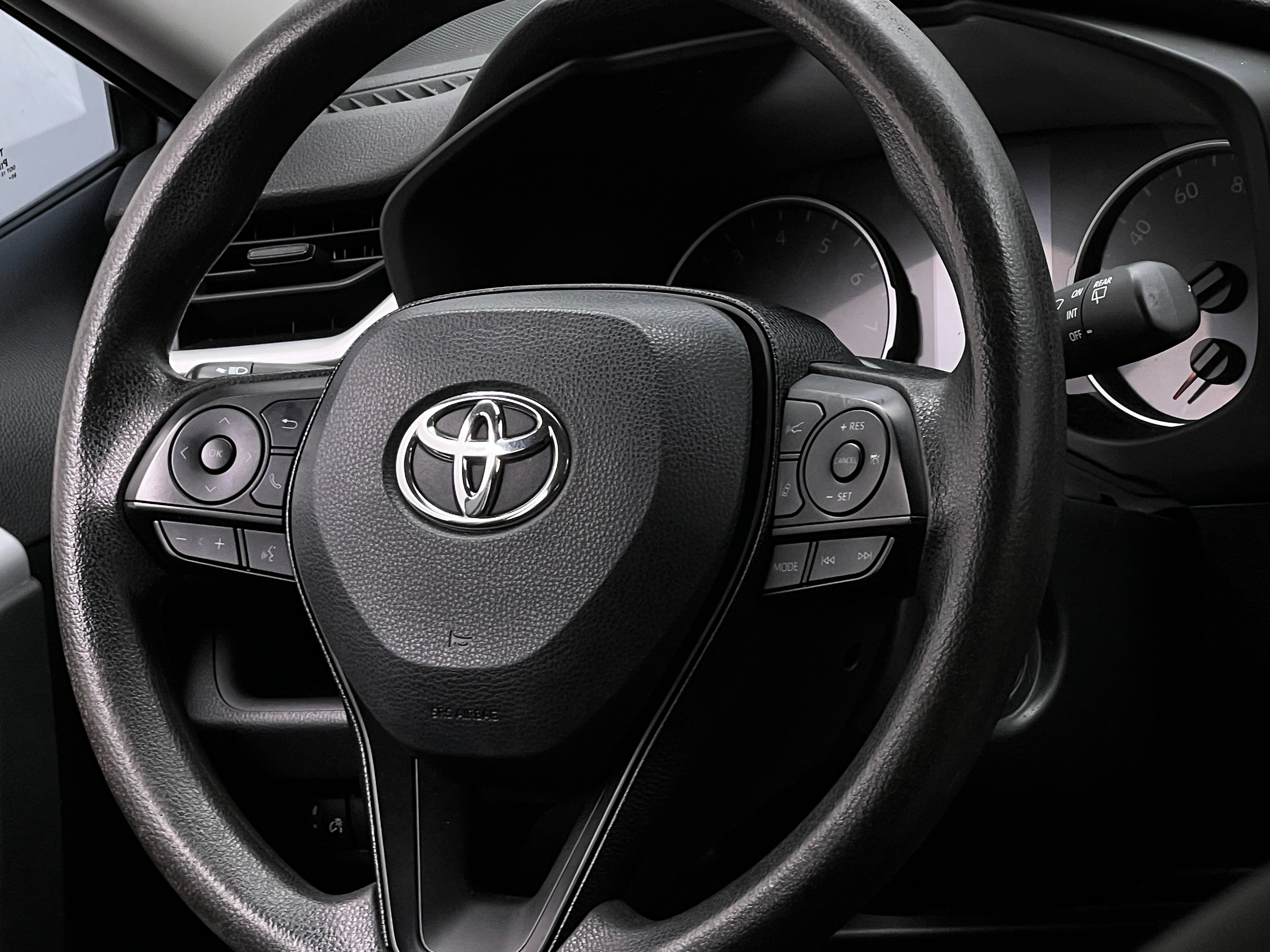 2019 Toyota RAV4 LE 5