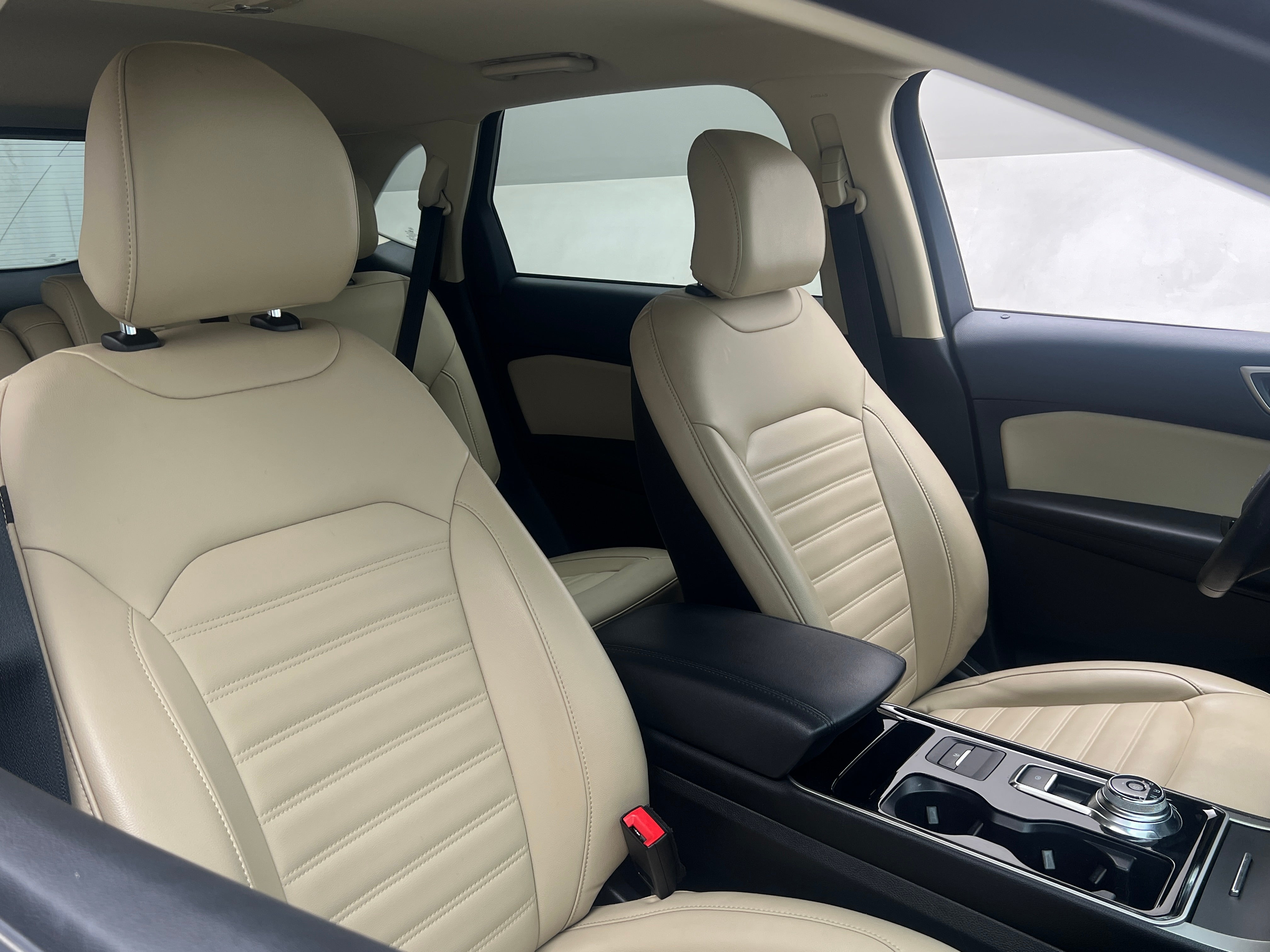 2019 Ford Edge SEL 2