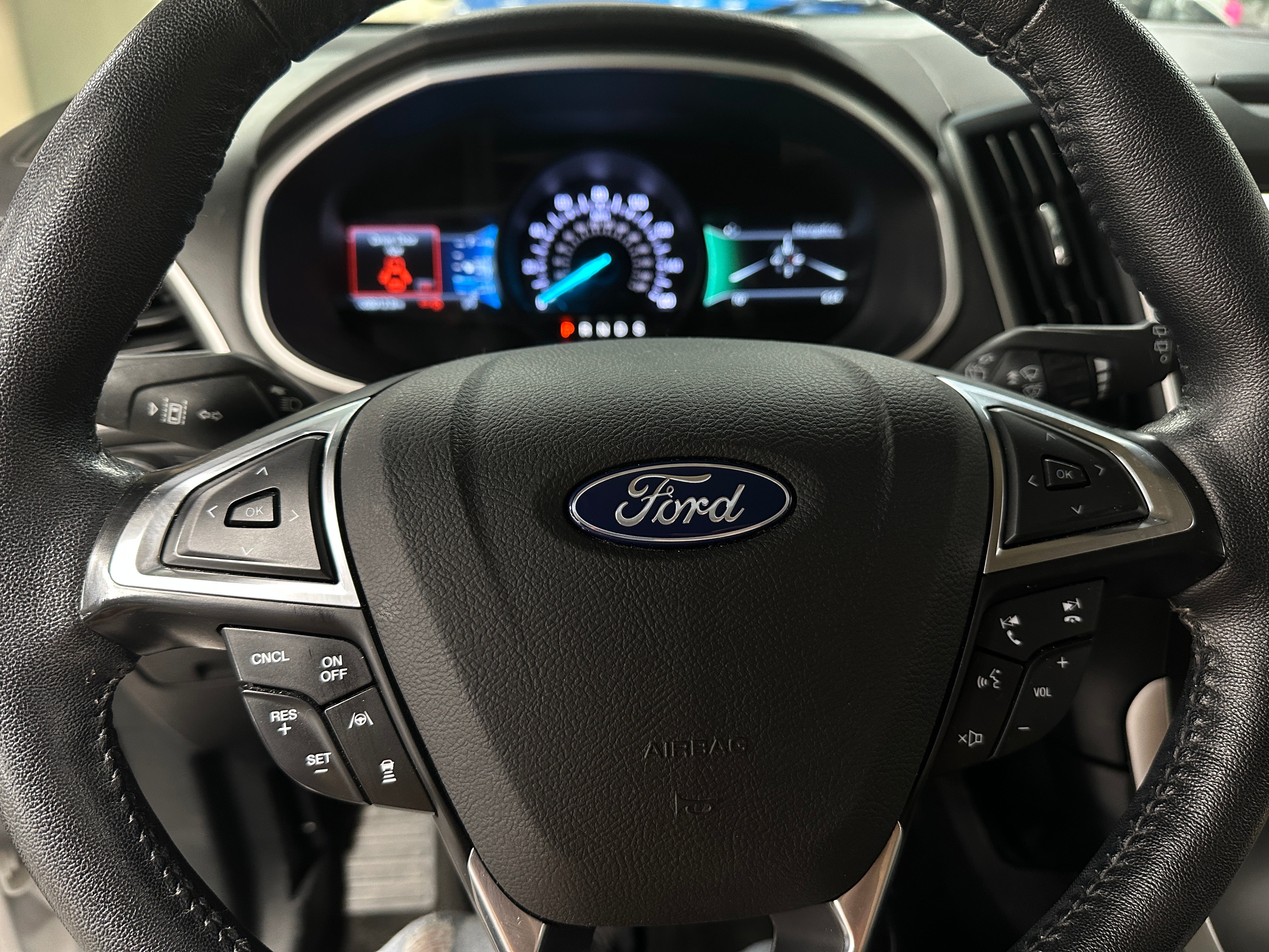 2019 Ford Edge SEL 5