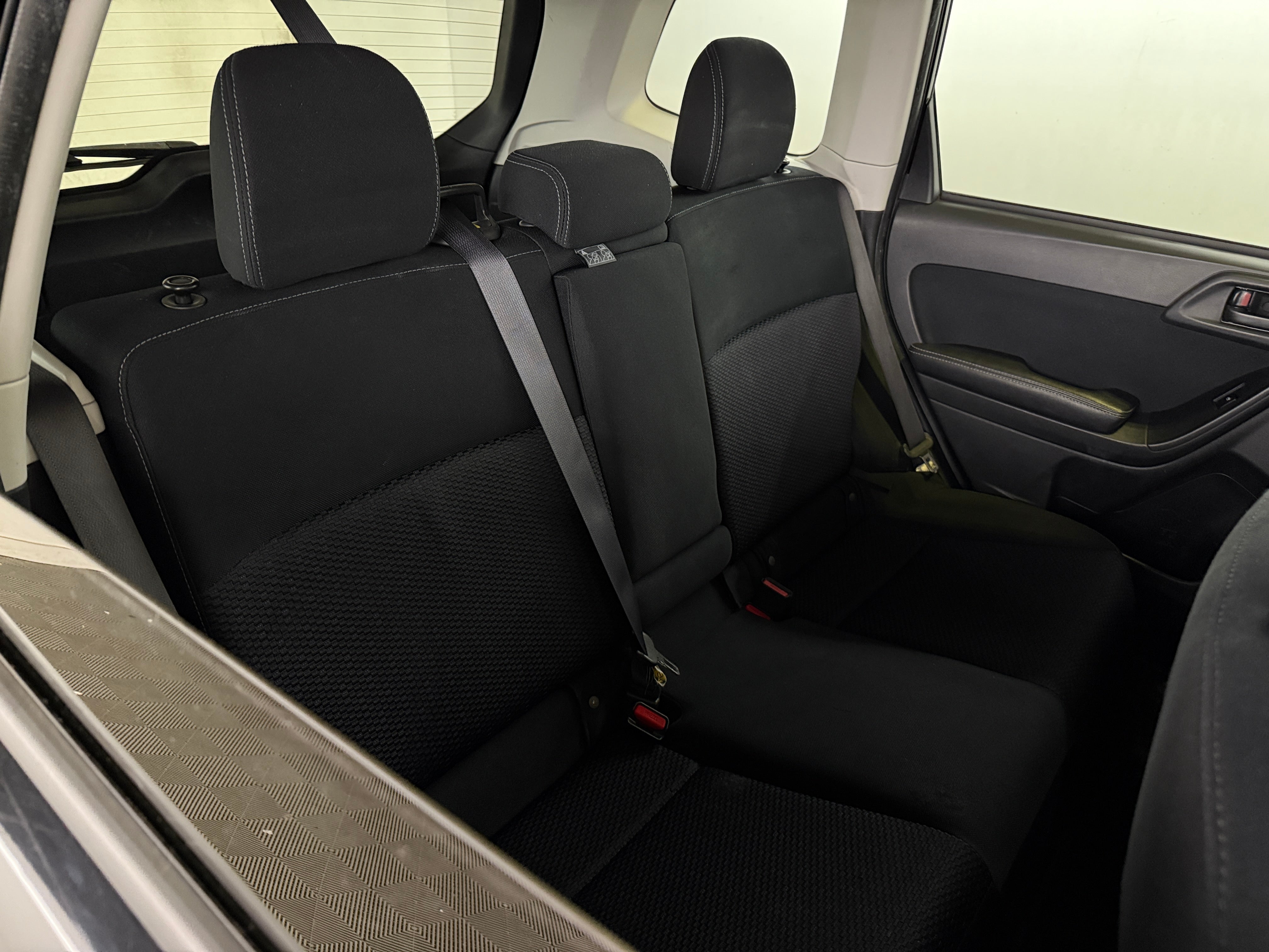 2016 Subaru Forester Premium 6