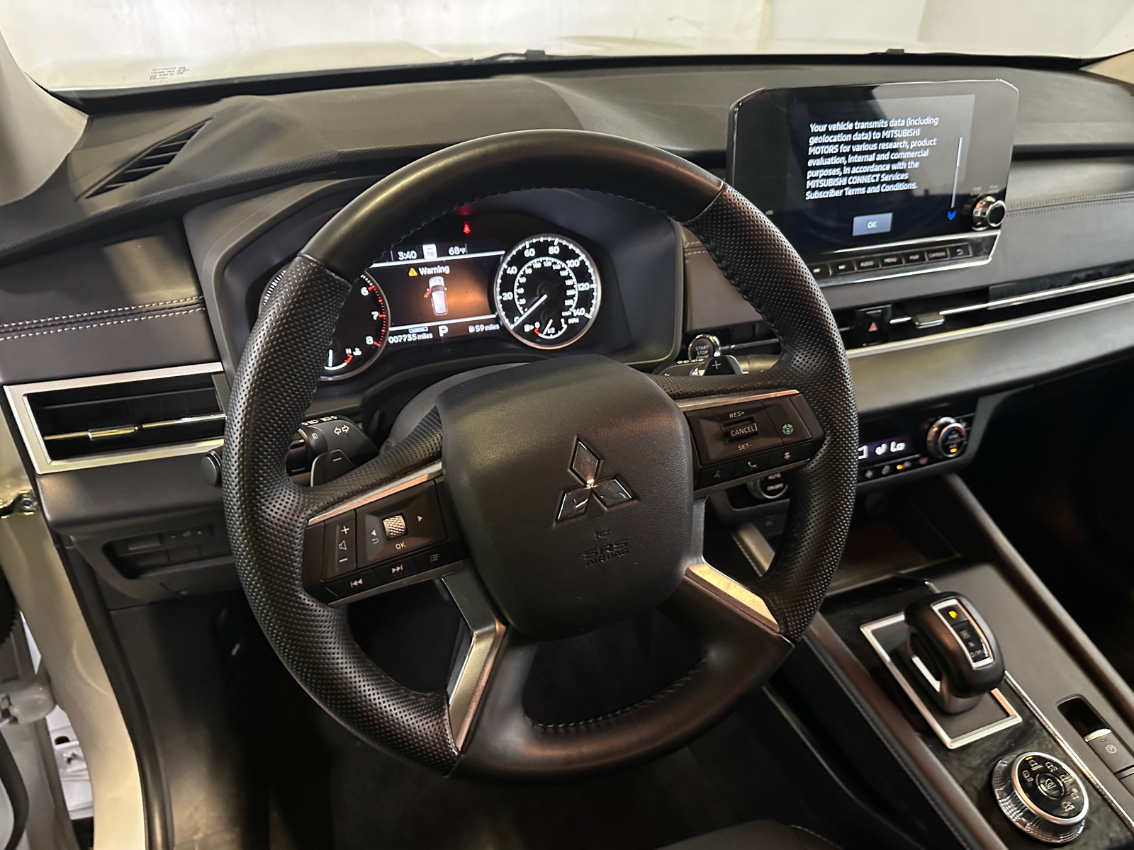 Thumbnail: 2023 Mitsubishi Outlander - 5