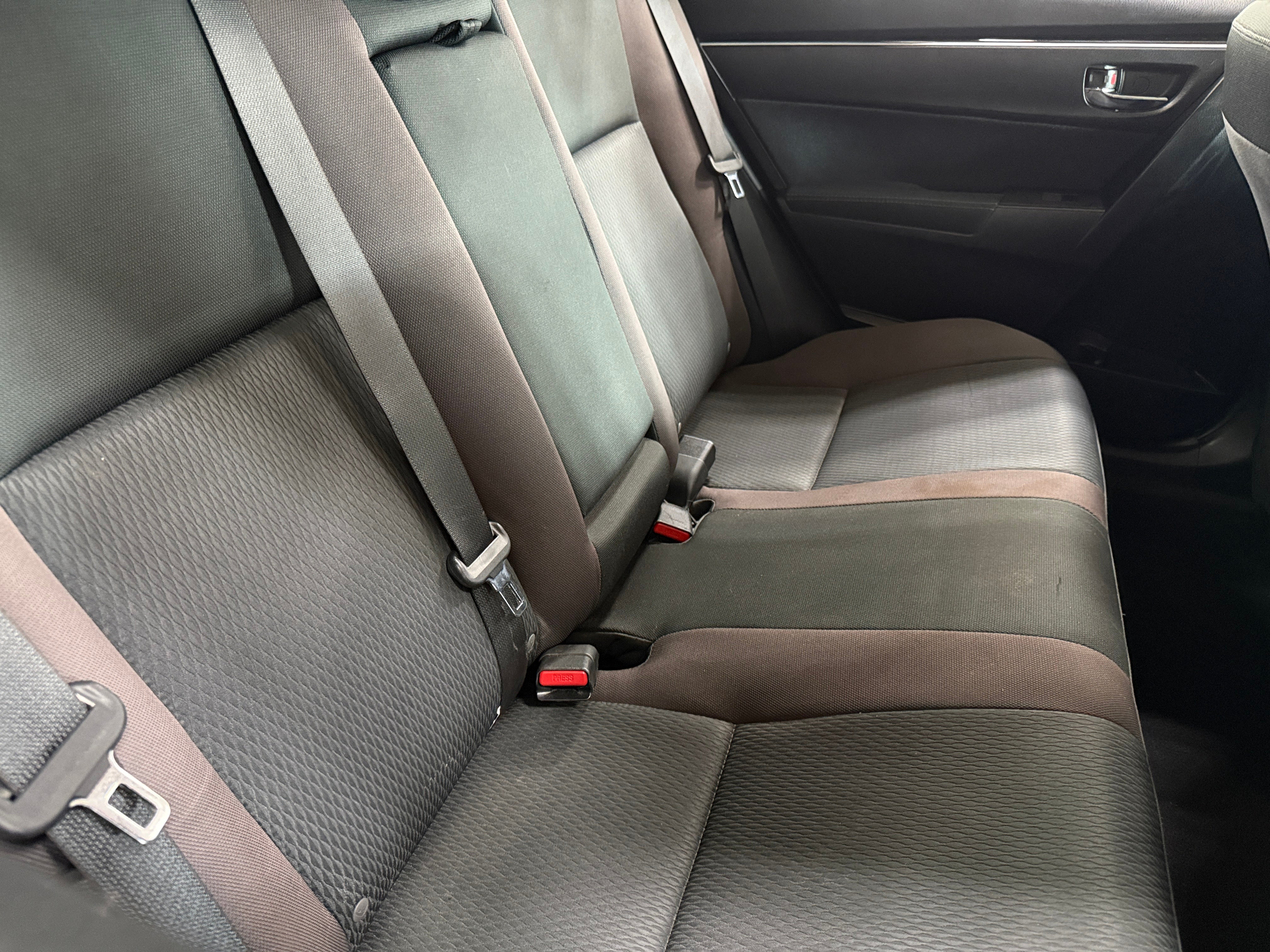 2018 Toyota Corolla LE 6