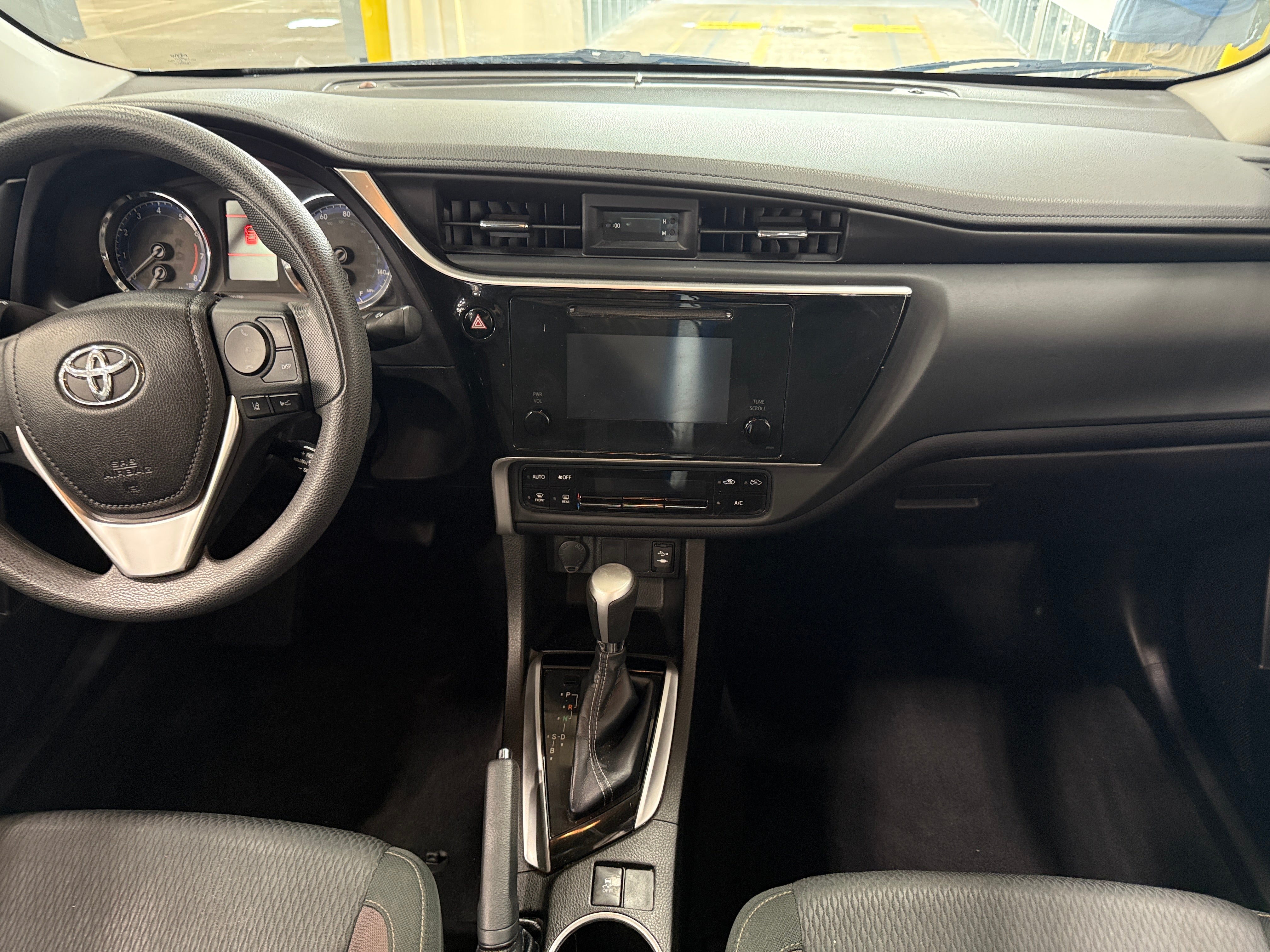 2018 Toyota Corolla LE 3