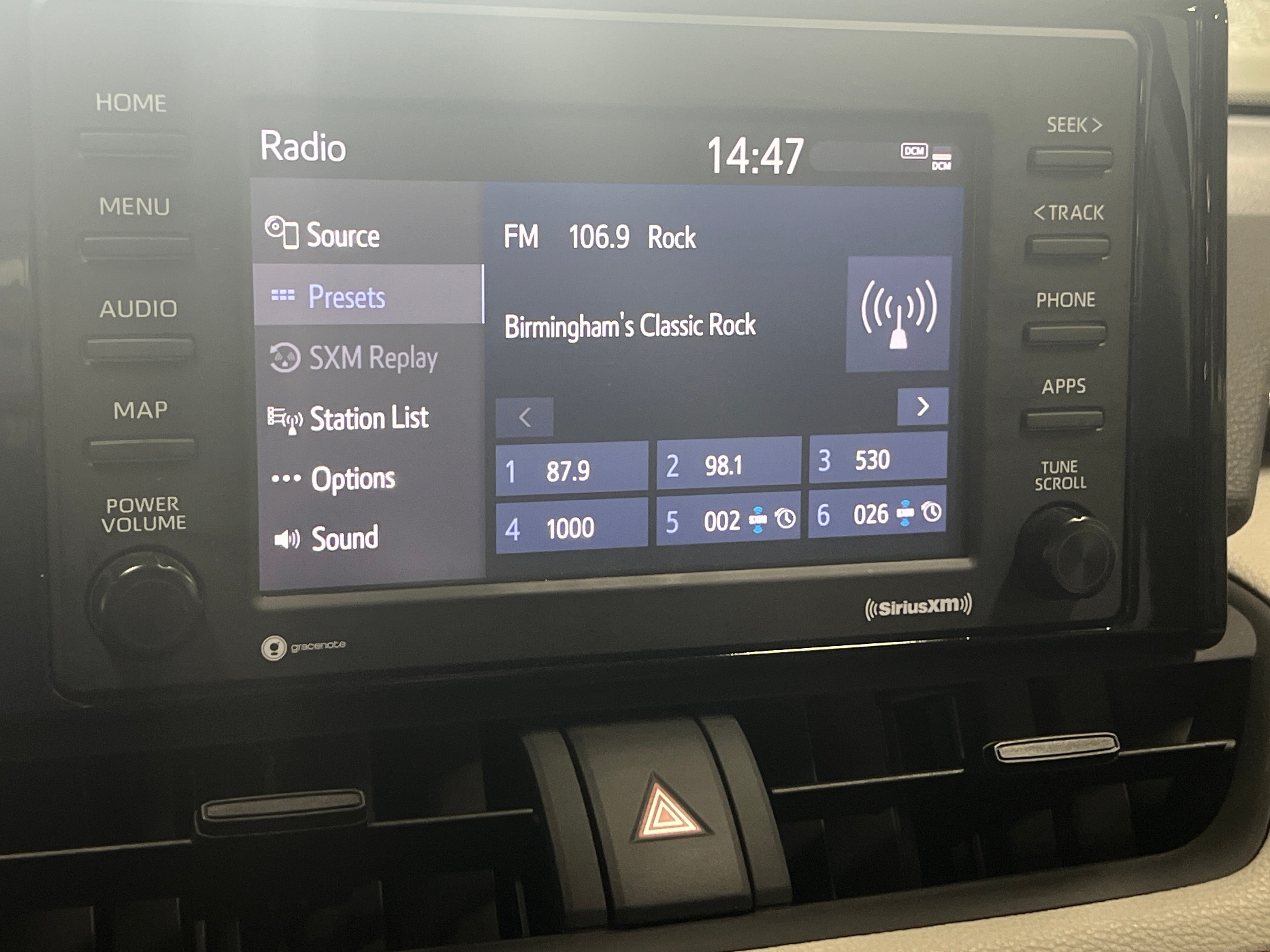 2022 Toyota RAV4 XLE 4