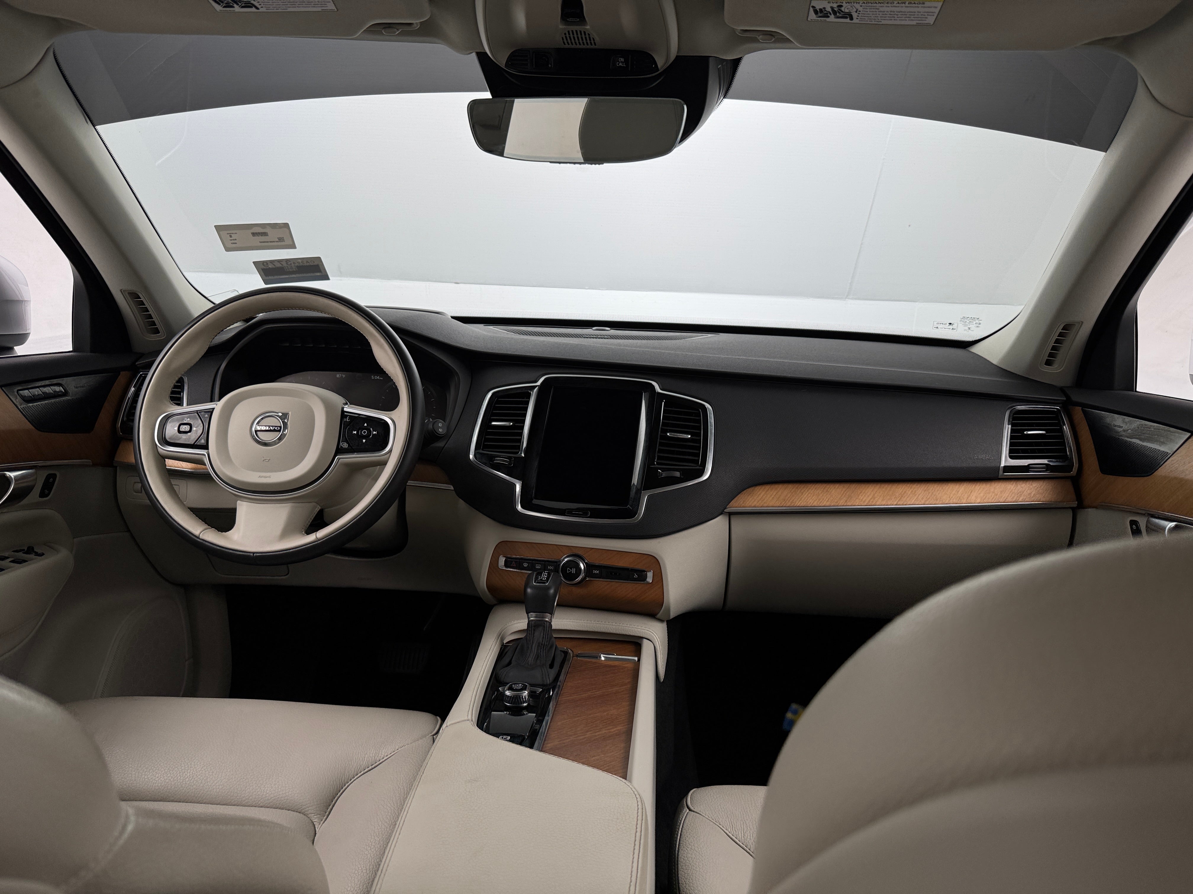 Thumbnail: 2022 Volvo XC90 - 2