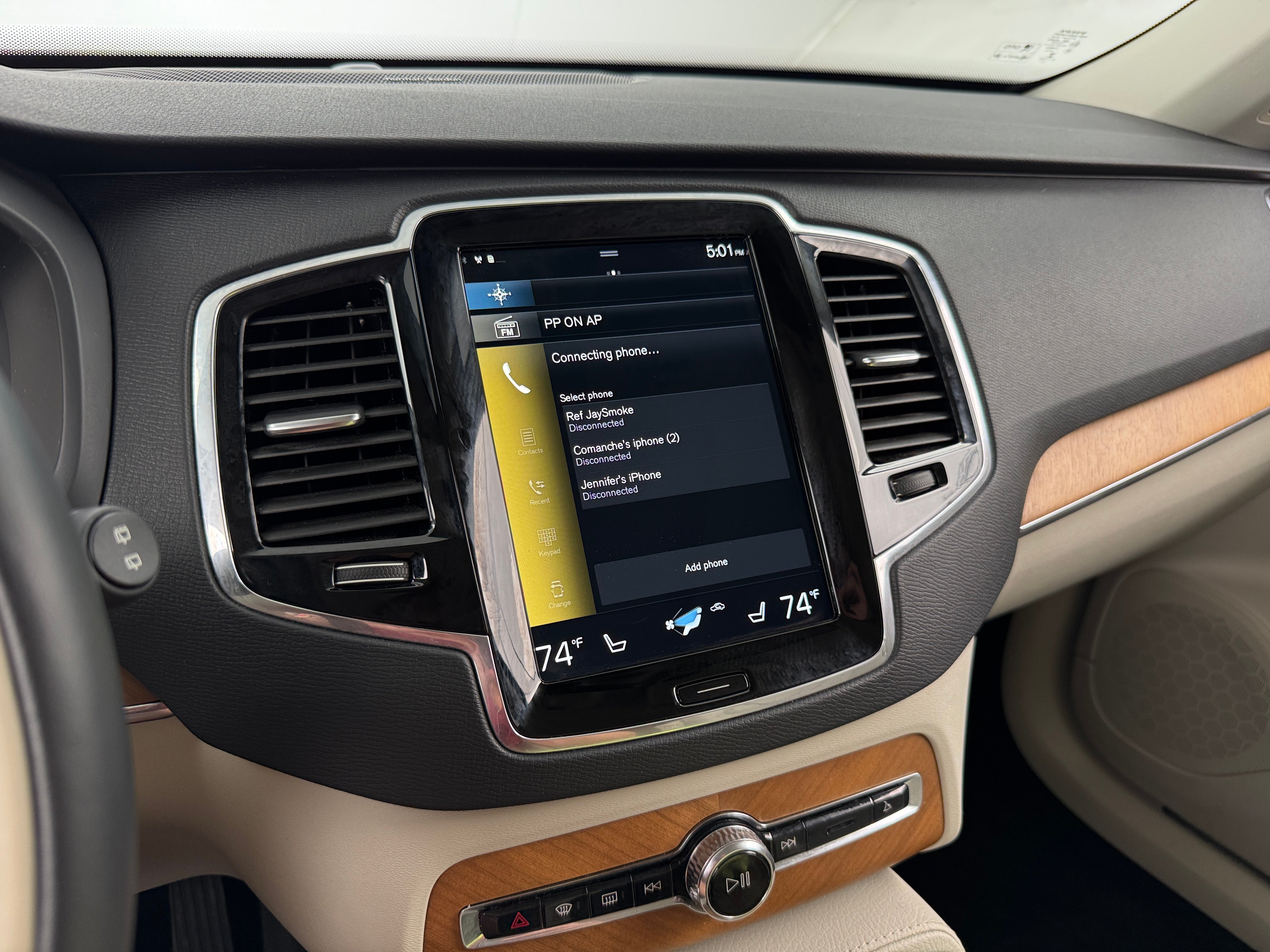 Thumbnail: 2022 Volvo XC90 - 3