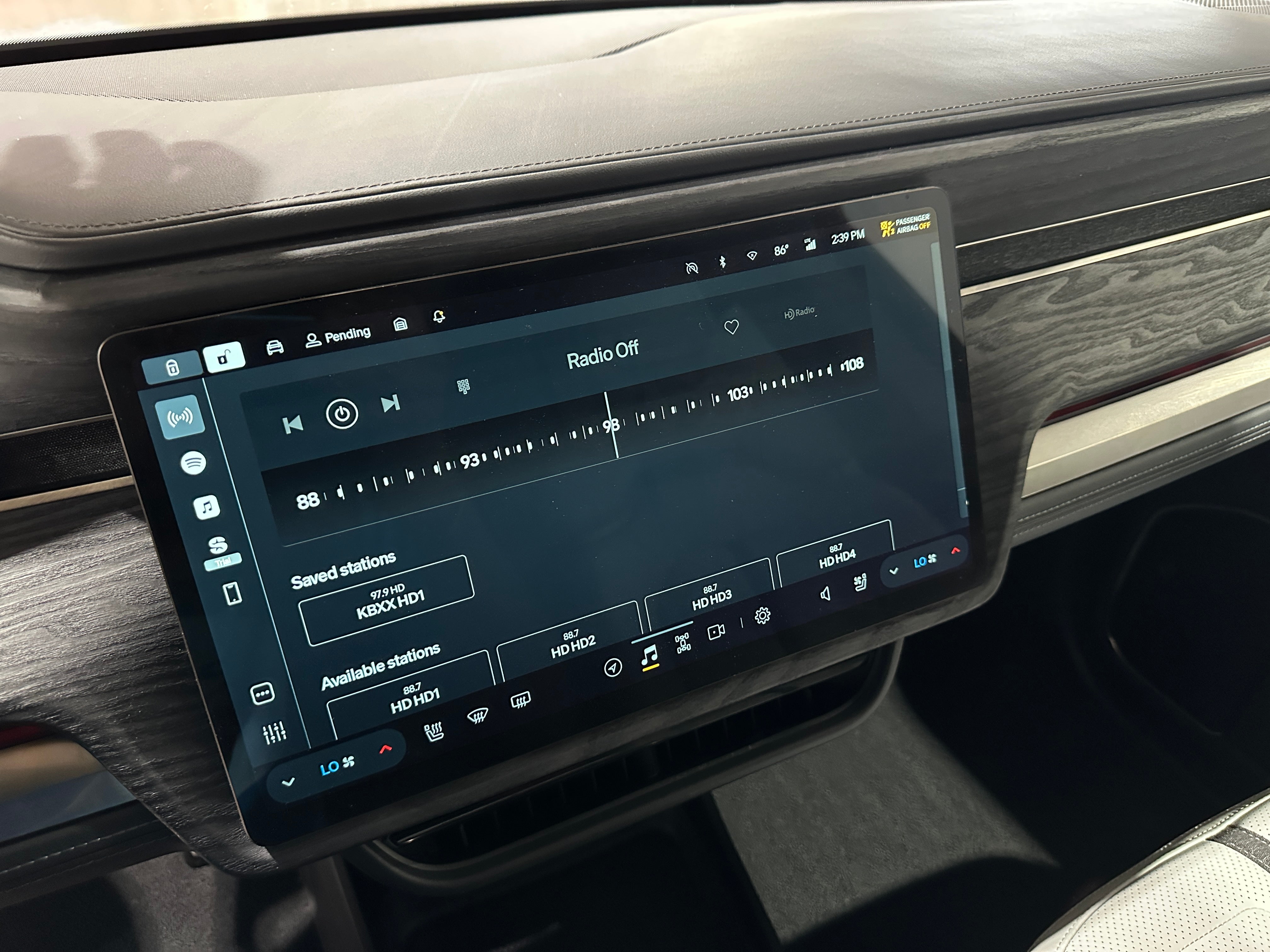 2023 Rivian R1S Adventure 4