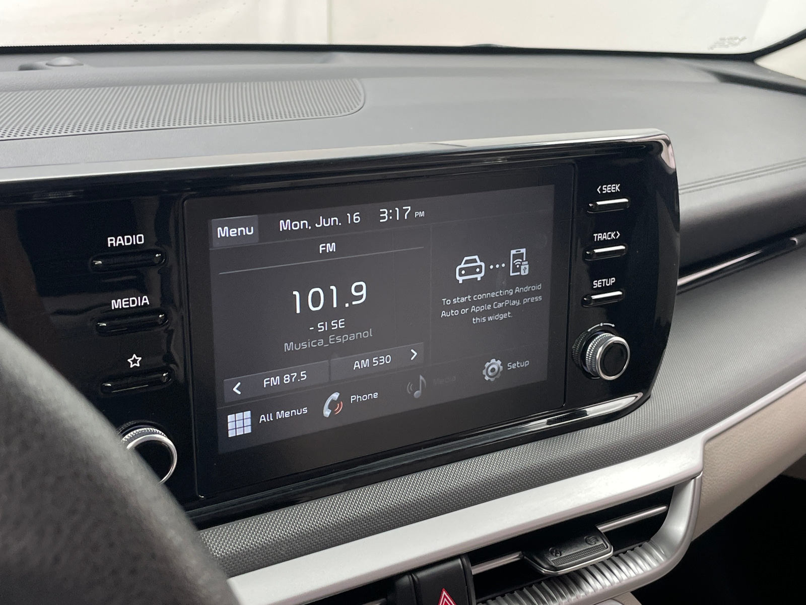 Thumbnail: 2021 Kia K5 - 4