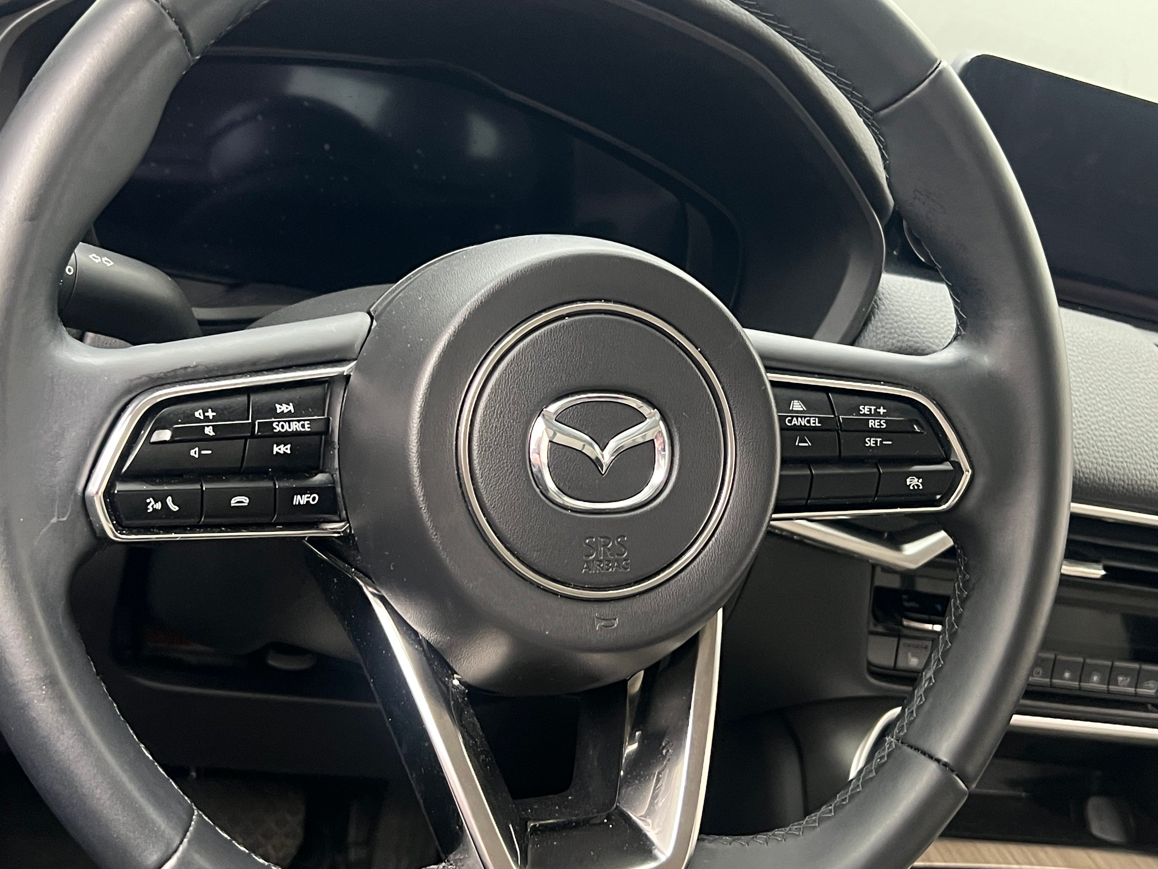 2024 Mazda CX-90 Premium 4