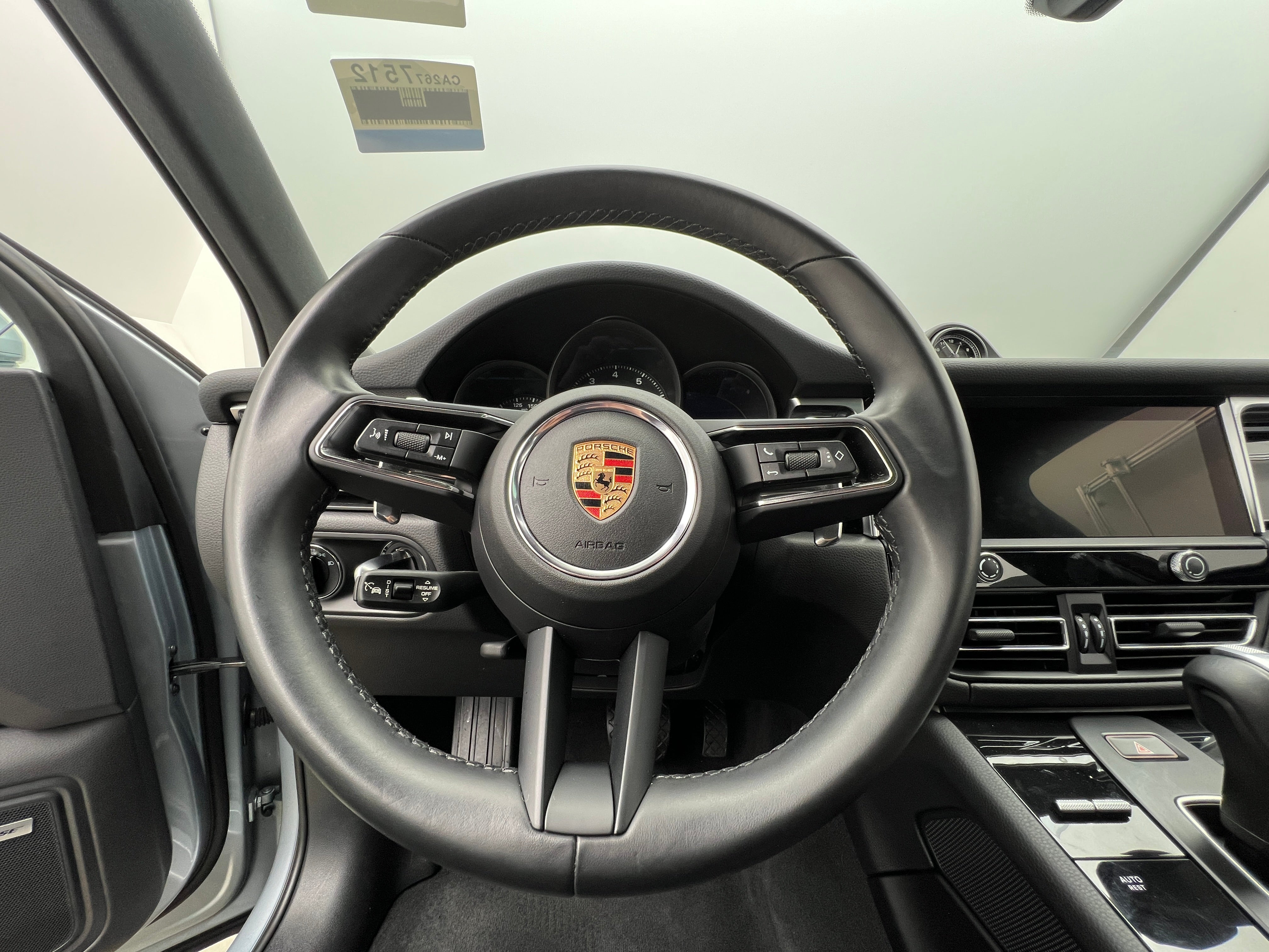 2024 Porsche Macan T 4