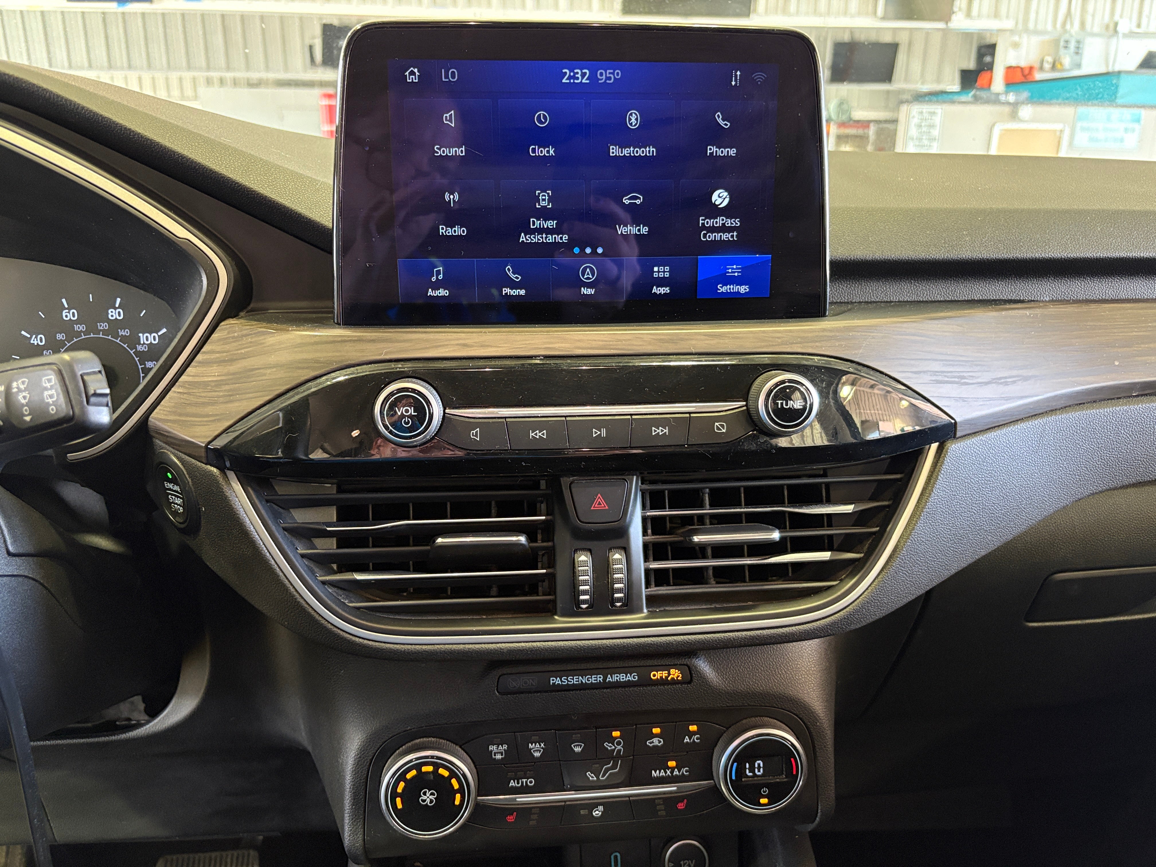 2020 Ford Escape SEL 3