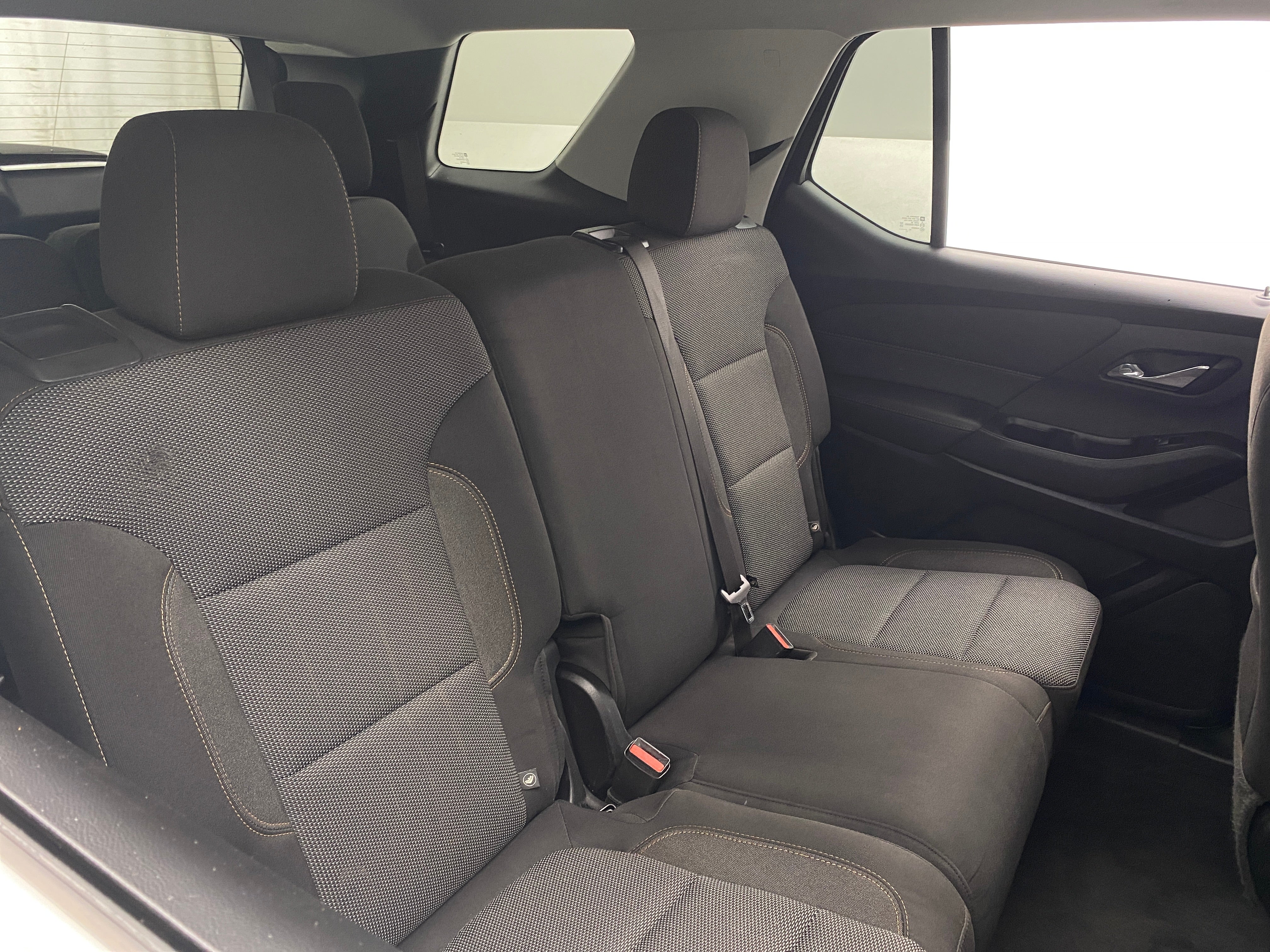 2020 Chevrolet Traverse LS 6