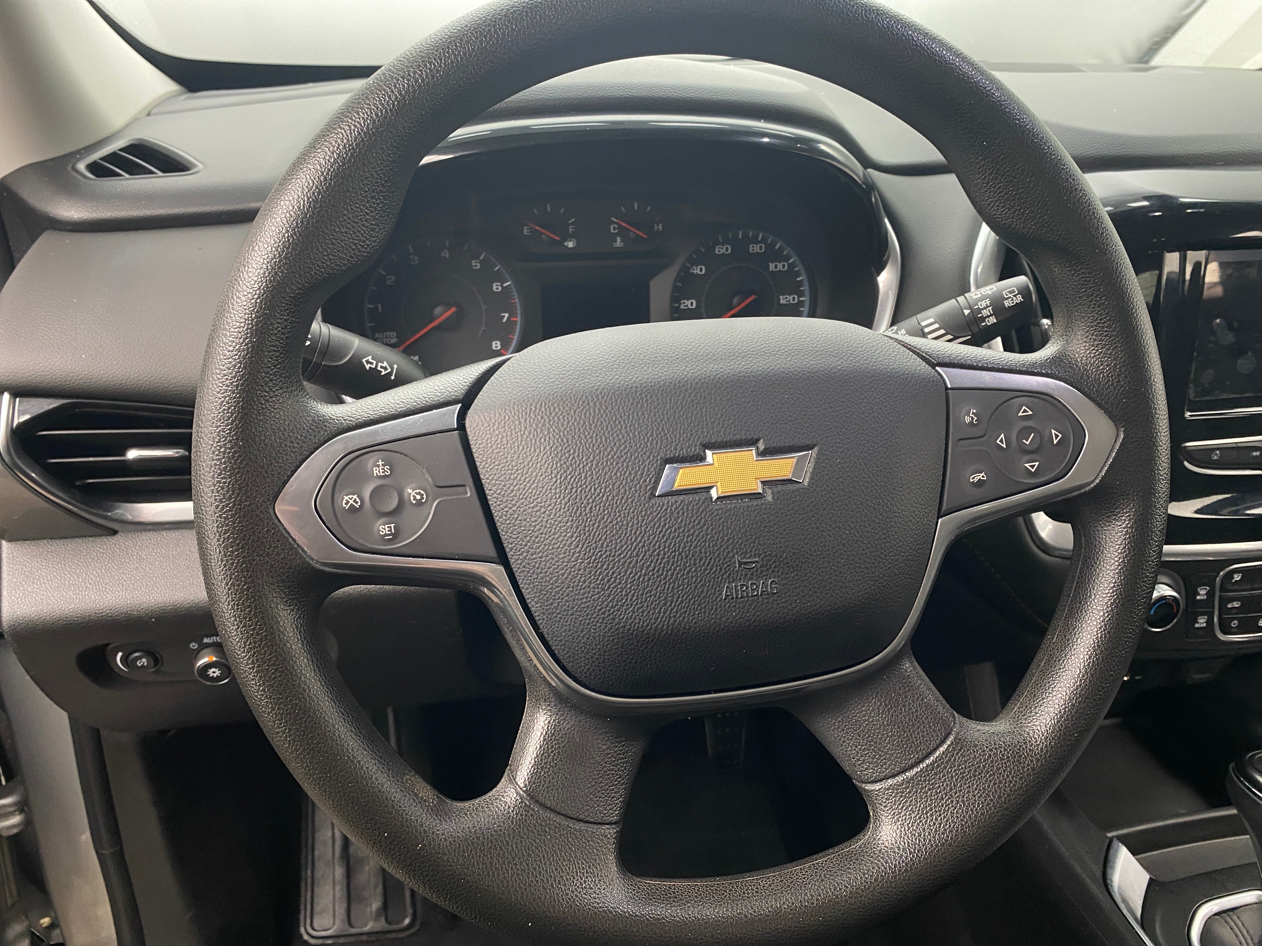 2020 Chevrolet Traverse LS 5
