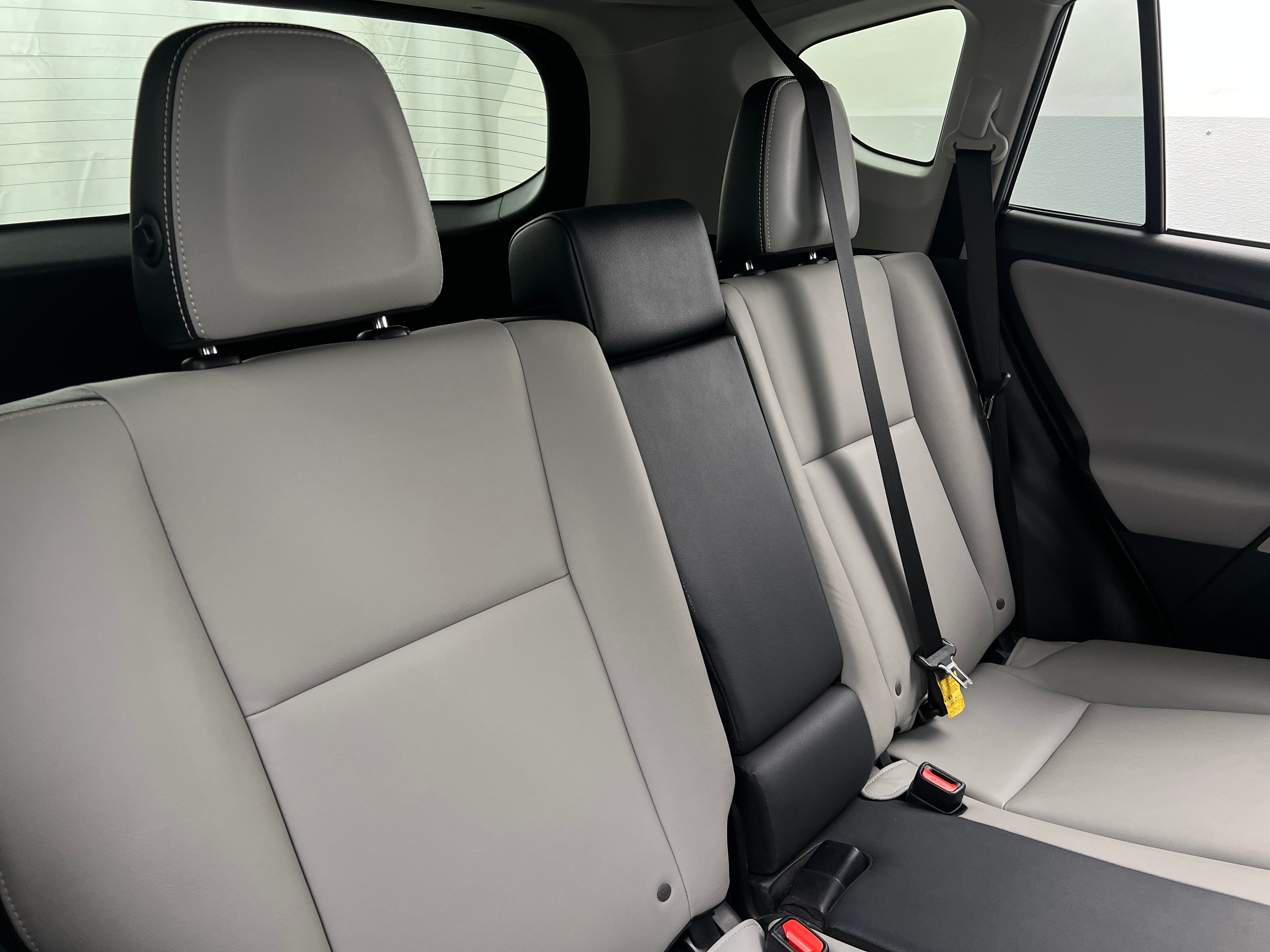 2017 Toyota RAV4 Limited 5