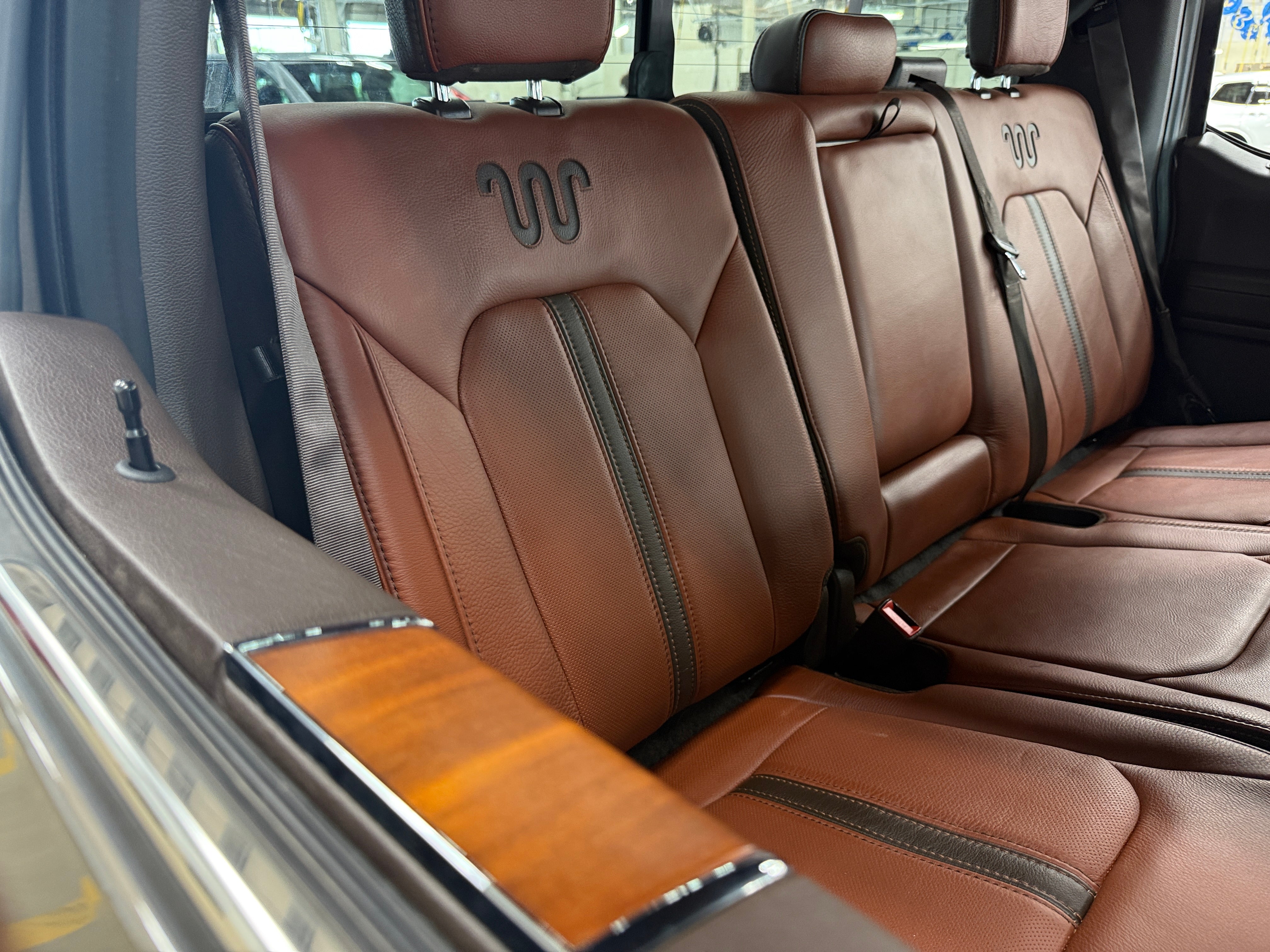 2020 Ford Econoline E-150 5