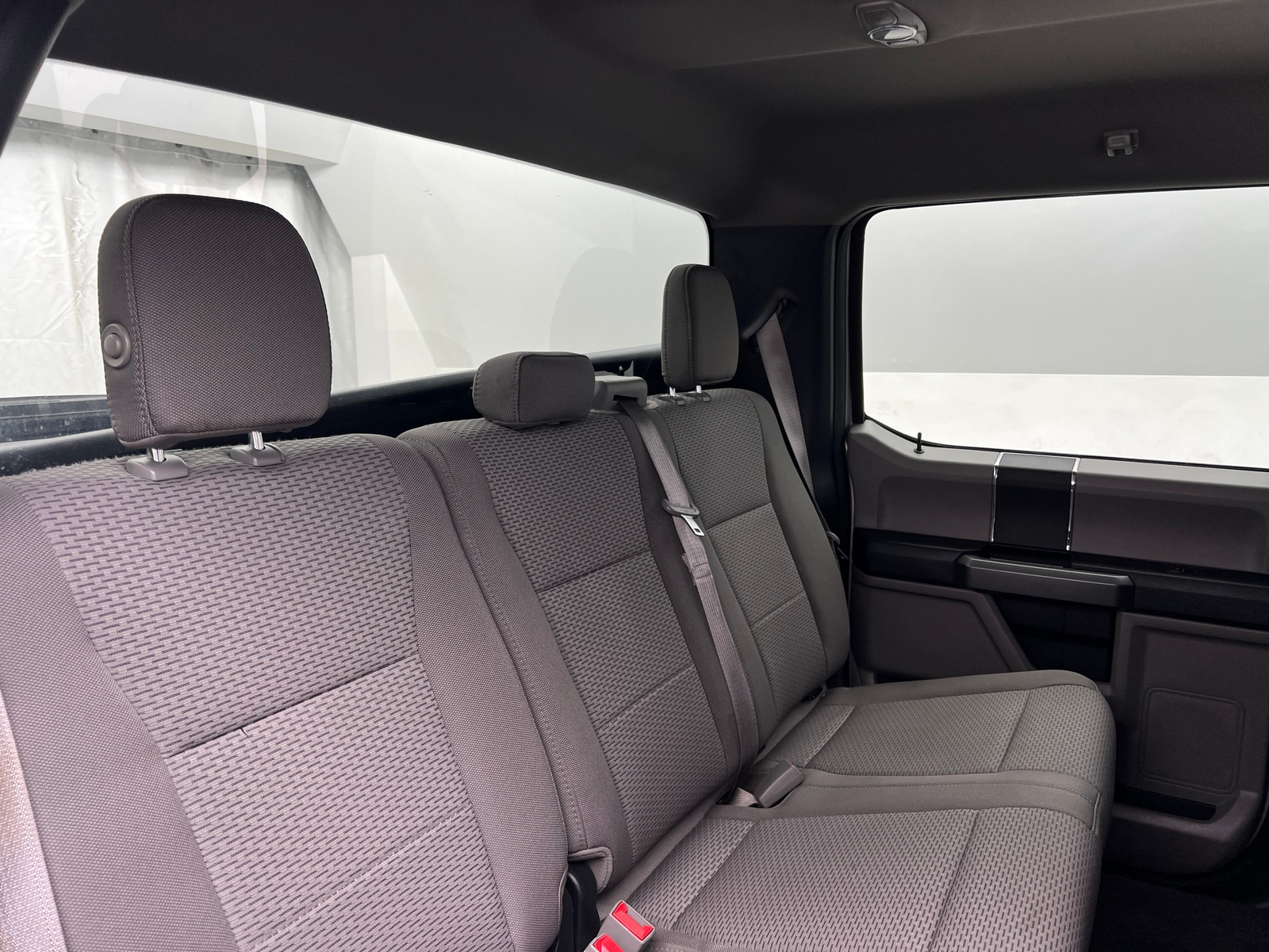 Thumbnail: 2018 Ford Econoline - 6