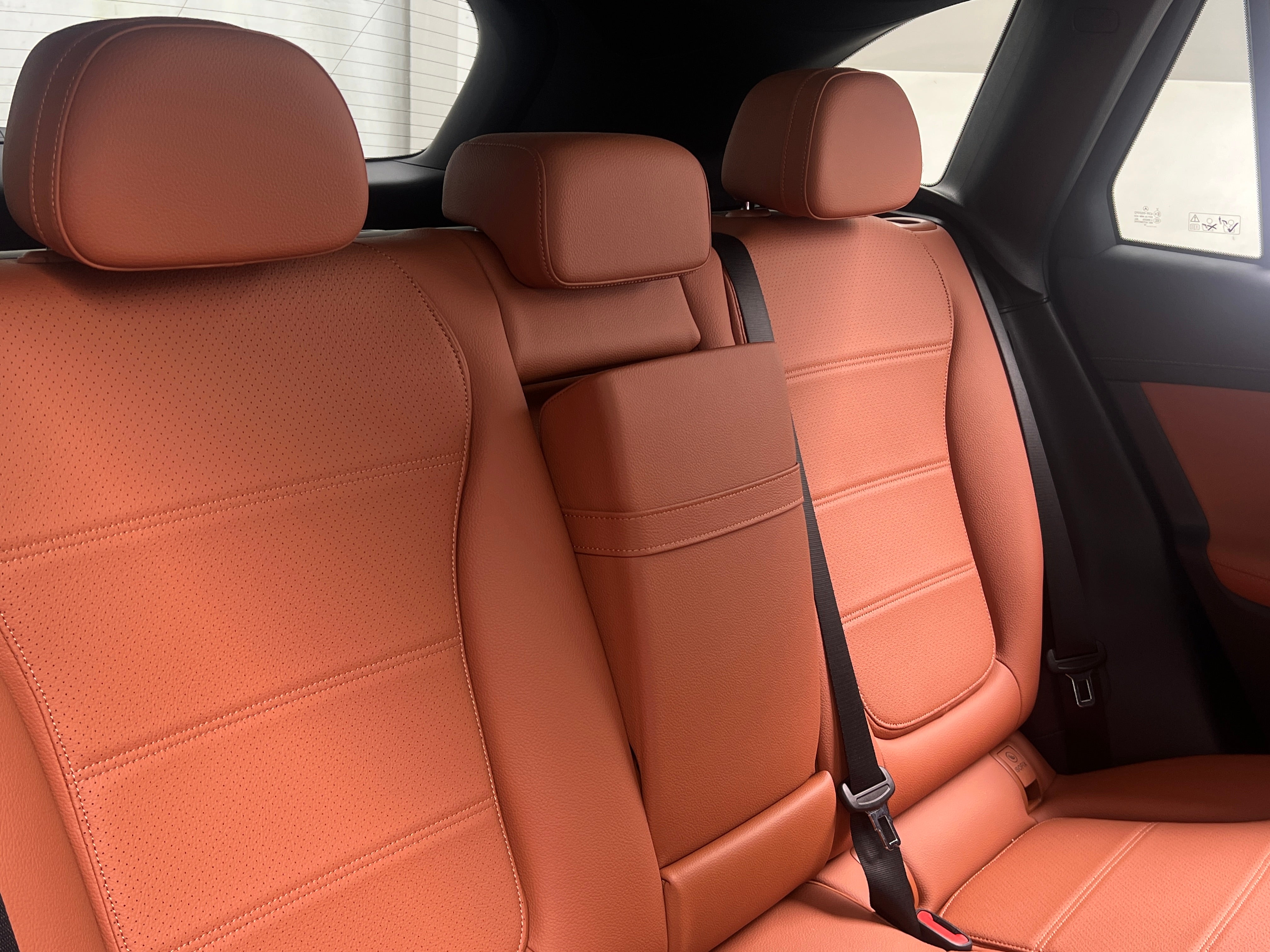 2023 Mercedes-Benz GLC 300 5