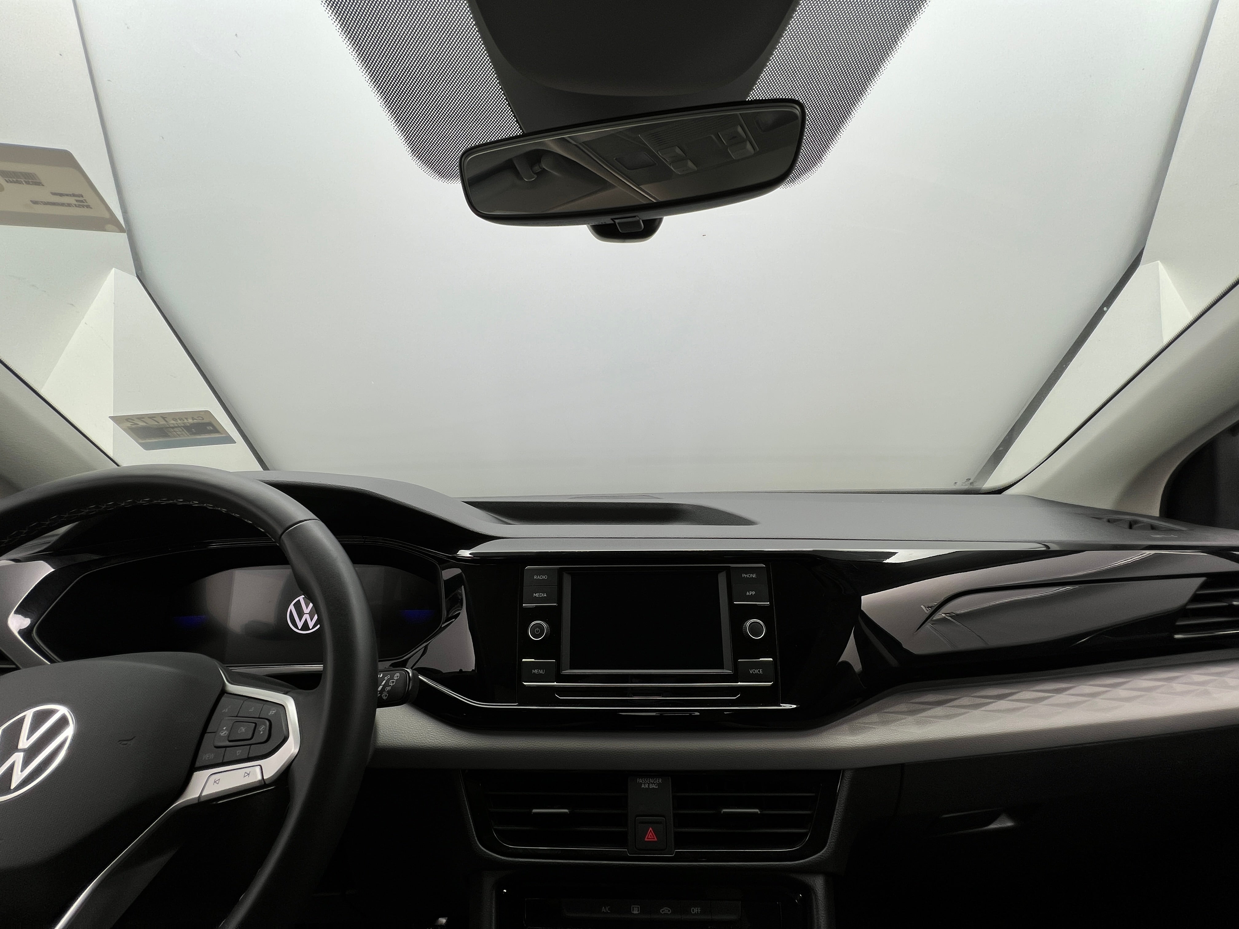 2024 Volkswagen Taos S 3