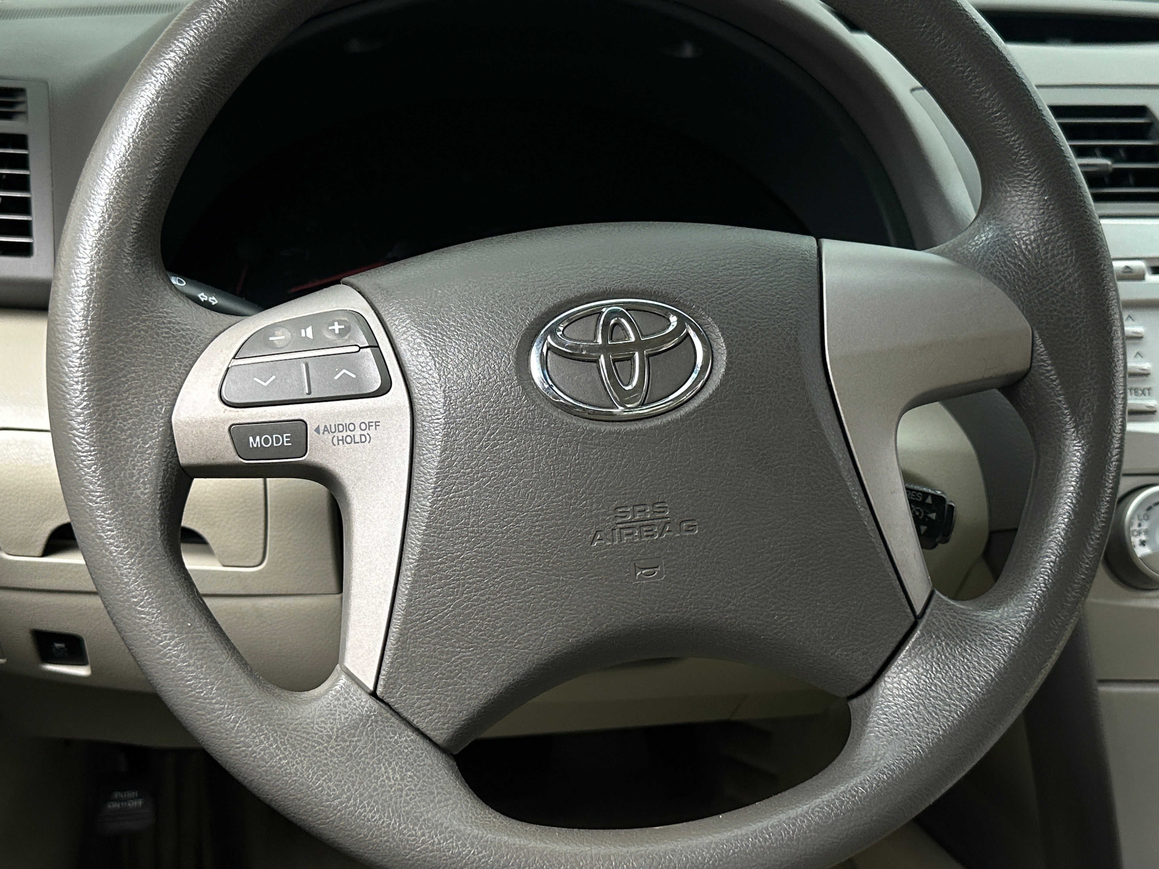 2011 Toyota Camry LE 5