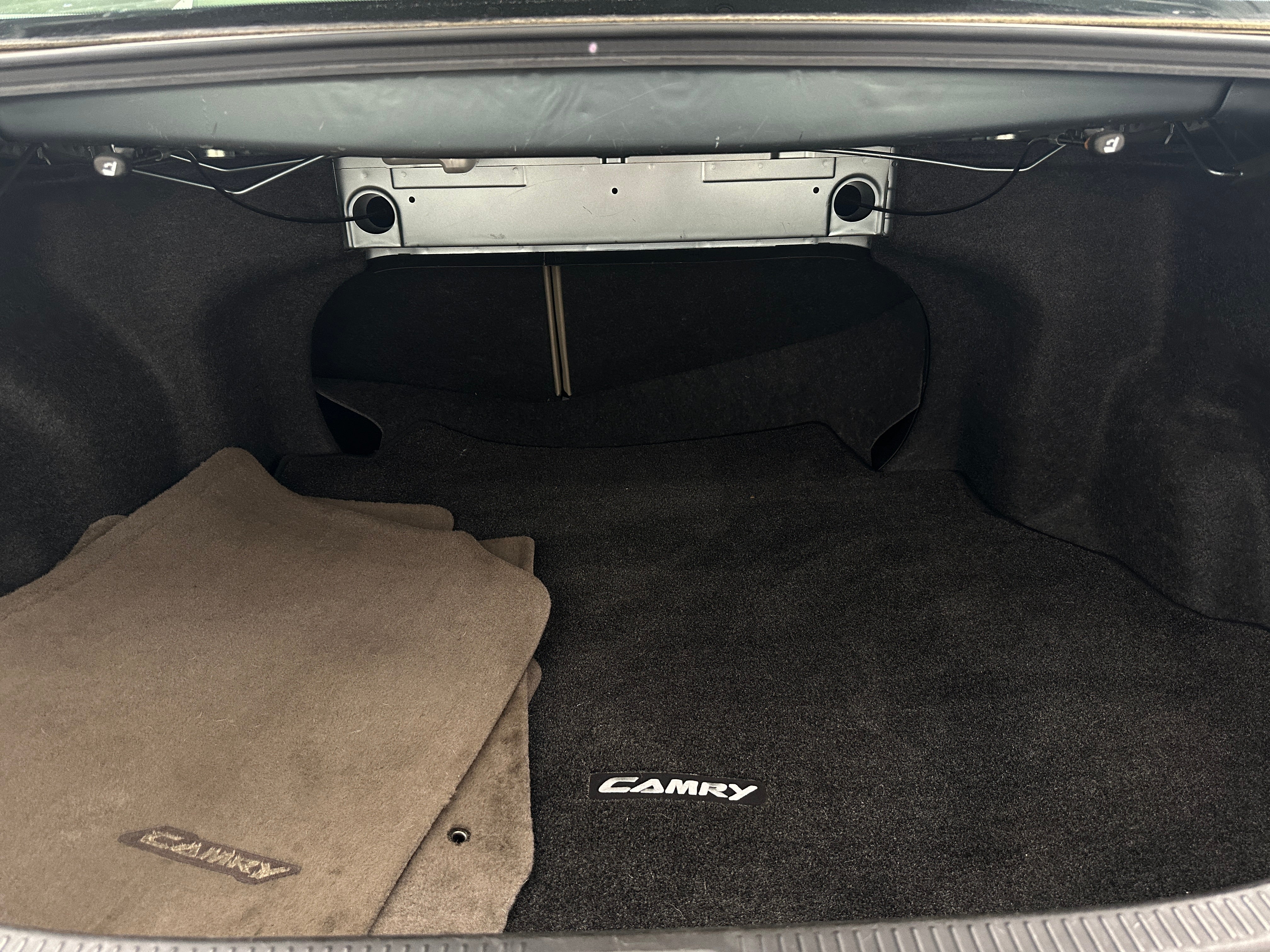 2011 Toyota Camry LE 7