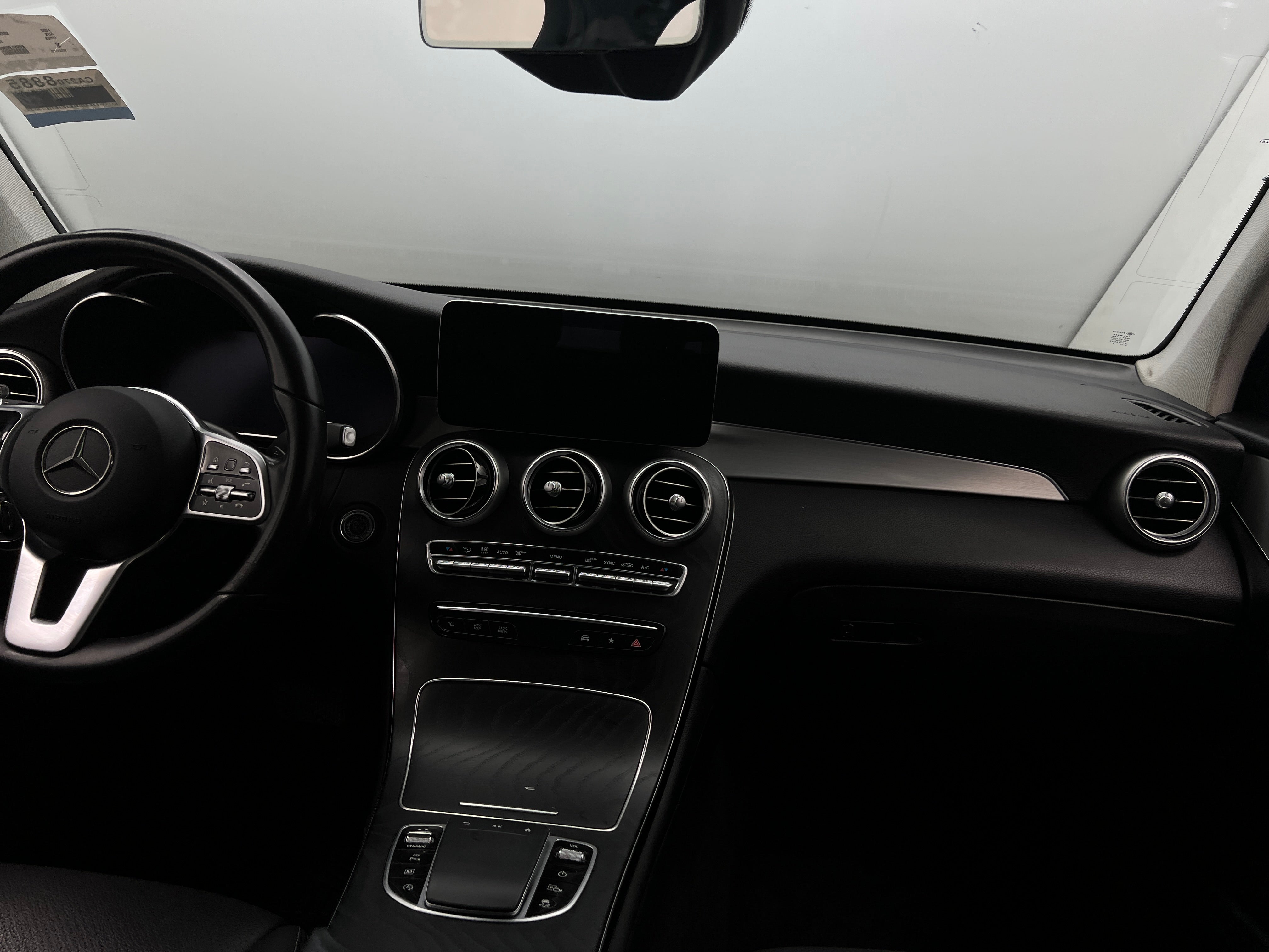 2021 Mercedes-Benz GLC 300 2