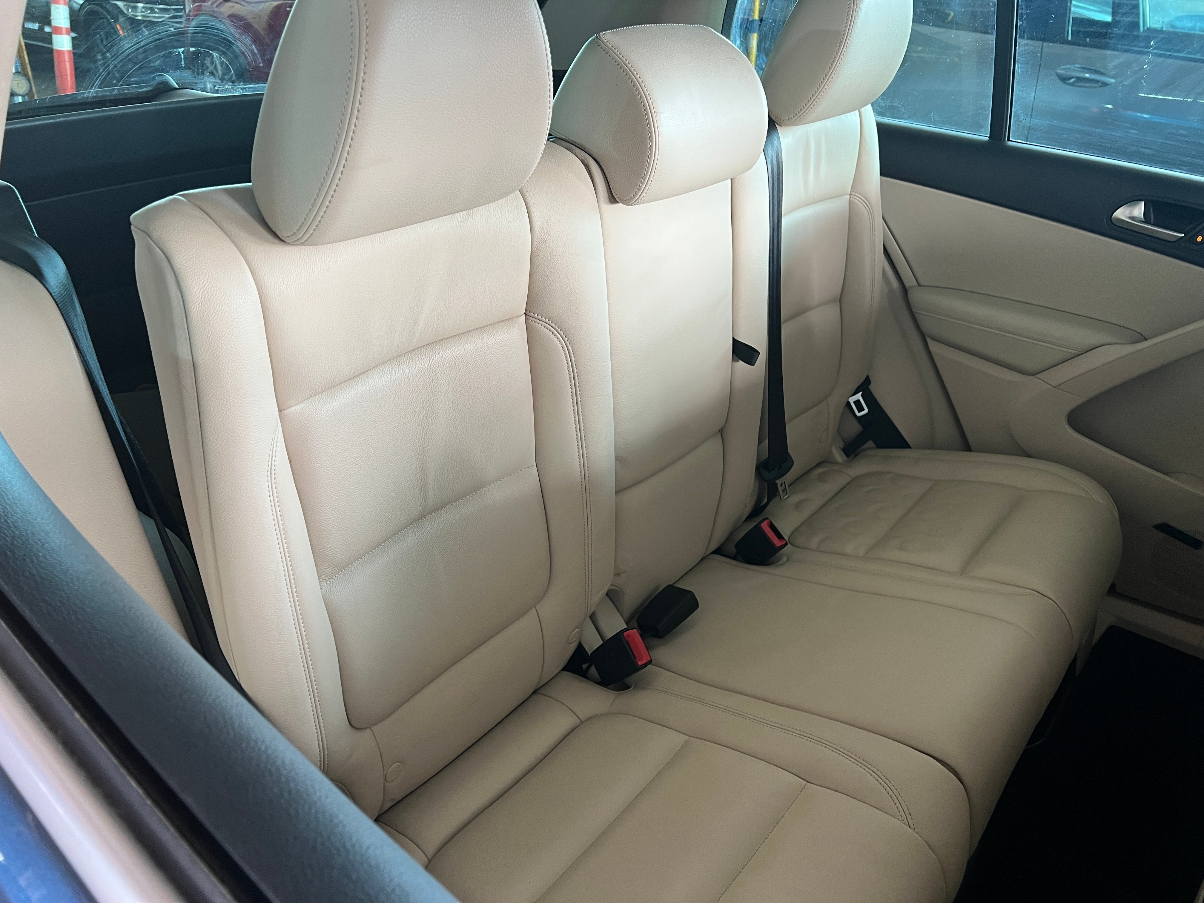 2017 Volkswagen Tiguan SEL 5