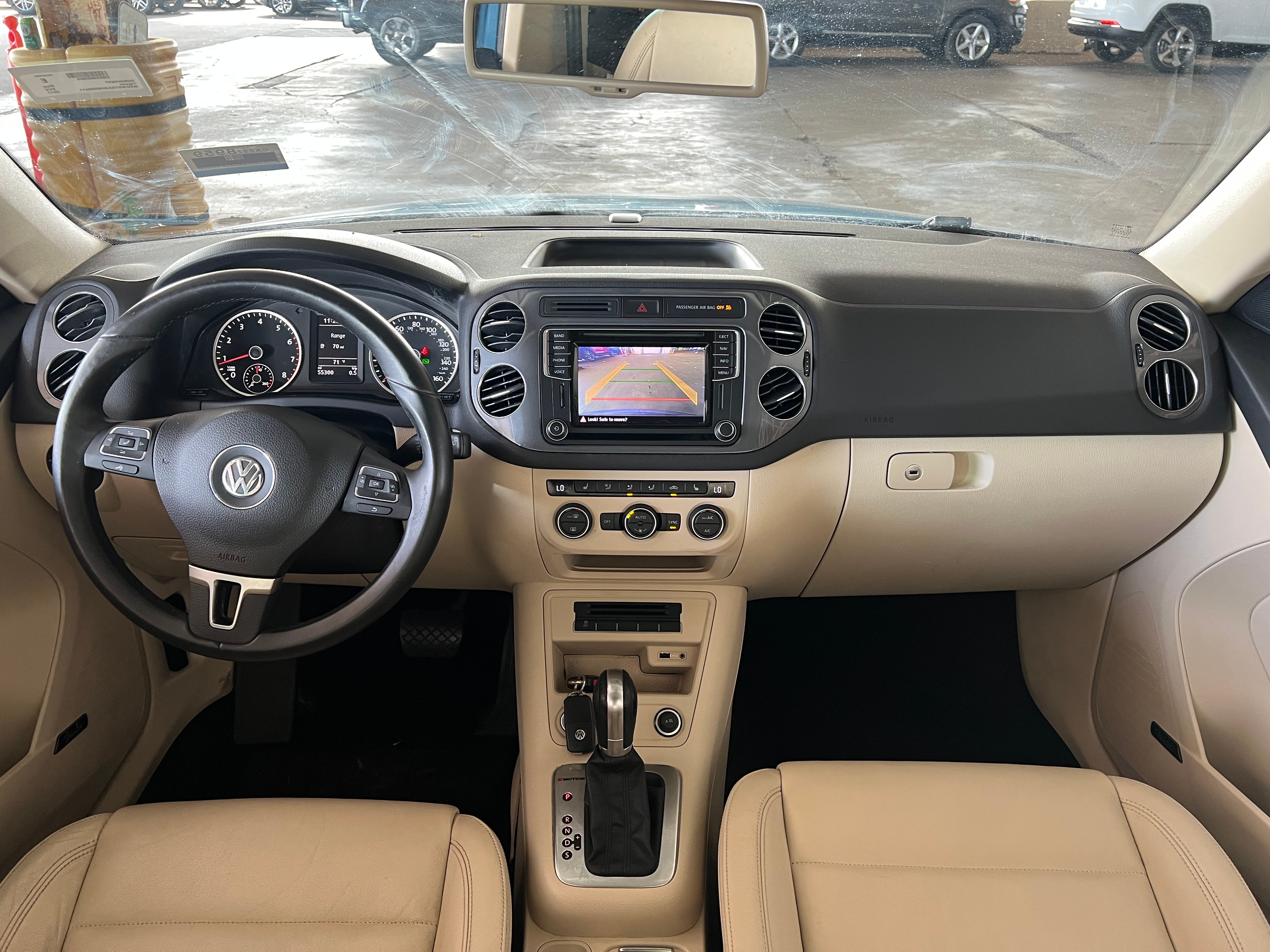 2017 Volkswagen Tiguan SEL 2