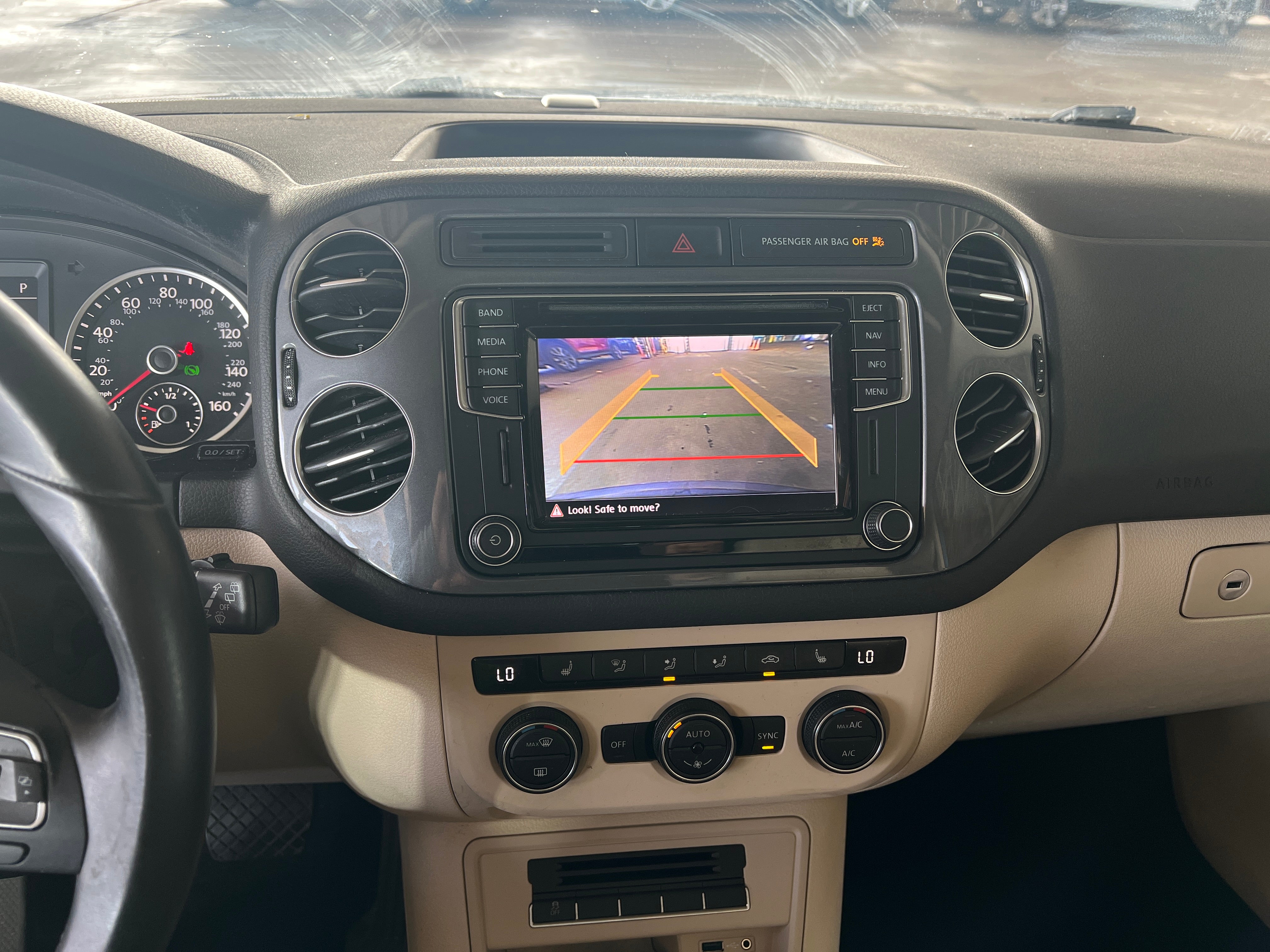 2017 Volkswagen Tiguan SEL 3