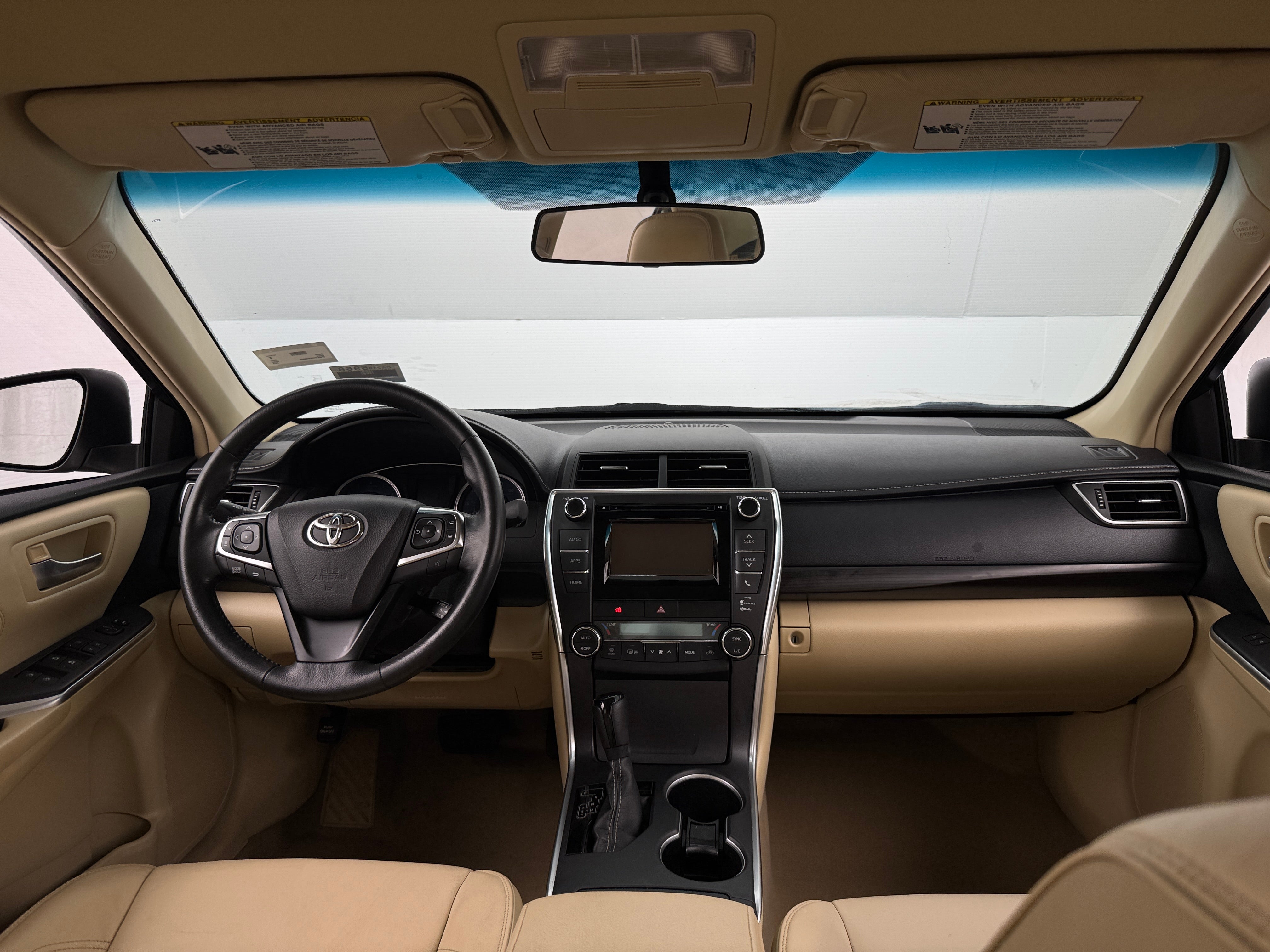 2015 Toyota Camry XLE 2