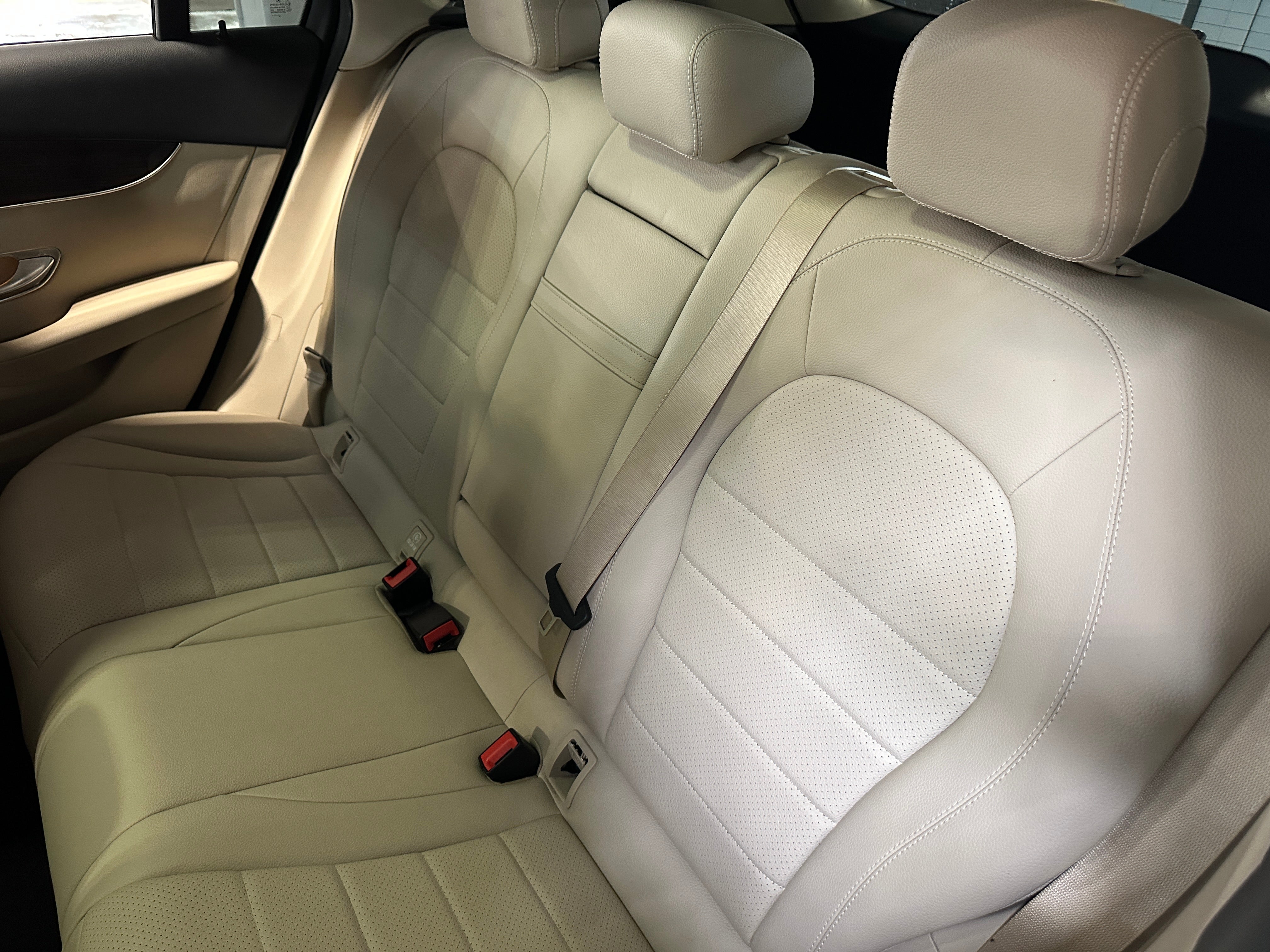 2019 Mercedes-Benz GLC 300 5