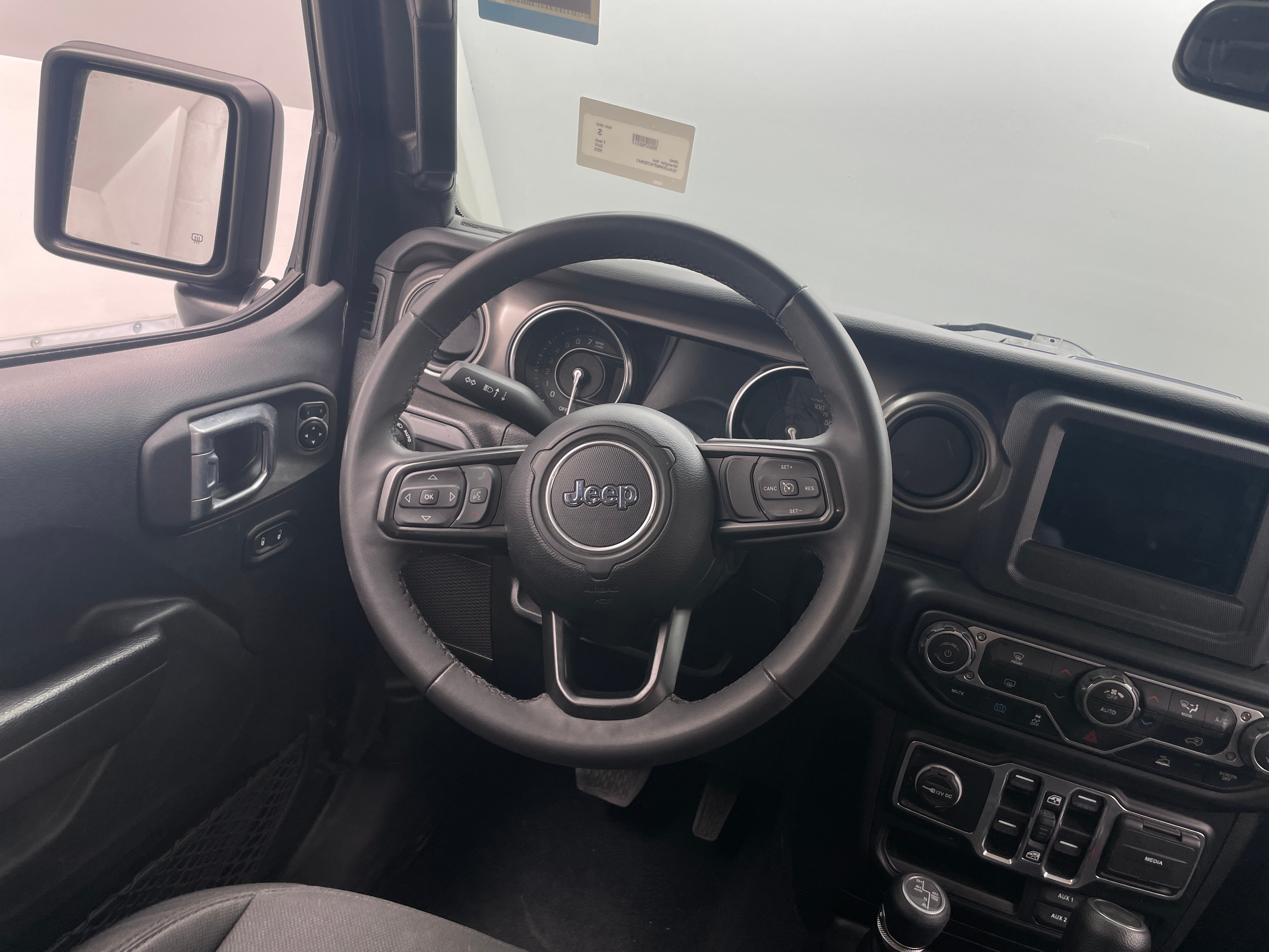 2023 Jeep Wrangler Willys Wheeler 5