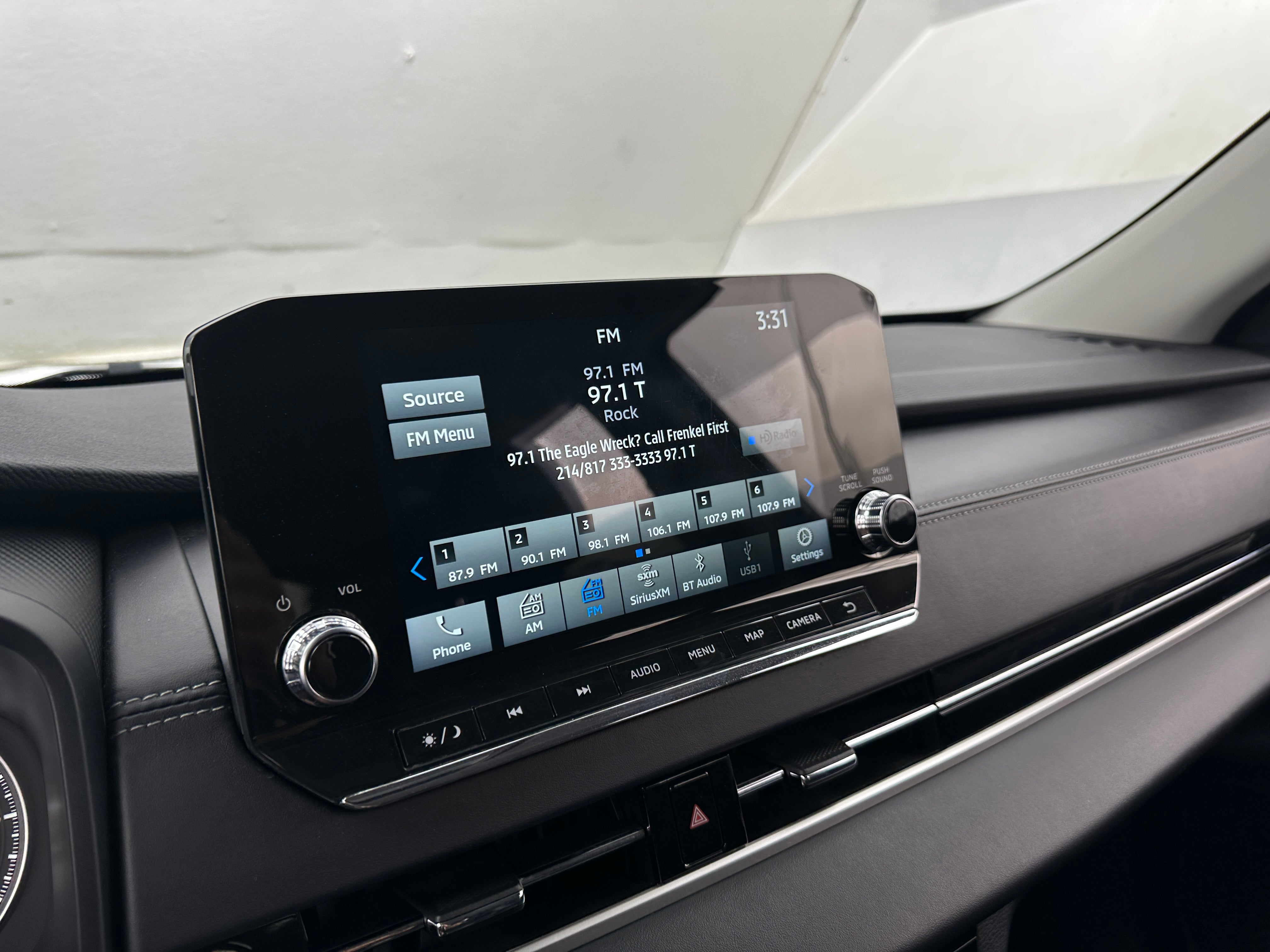 2024 Mitsubishi Outlander SE 3