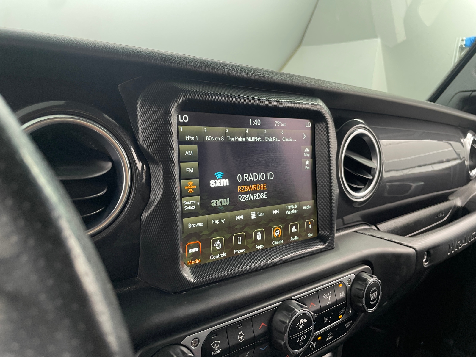 Thumbnail: 2021 Jeep Wrangler - 3