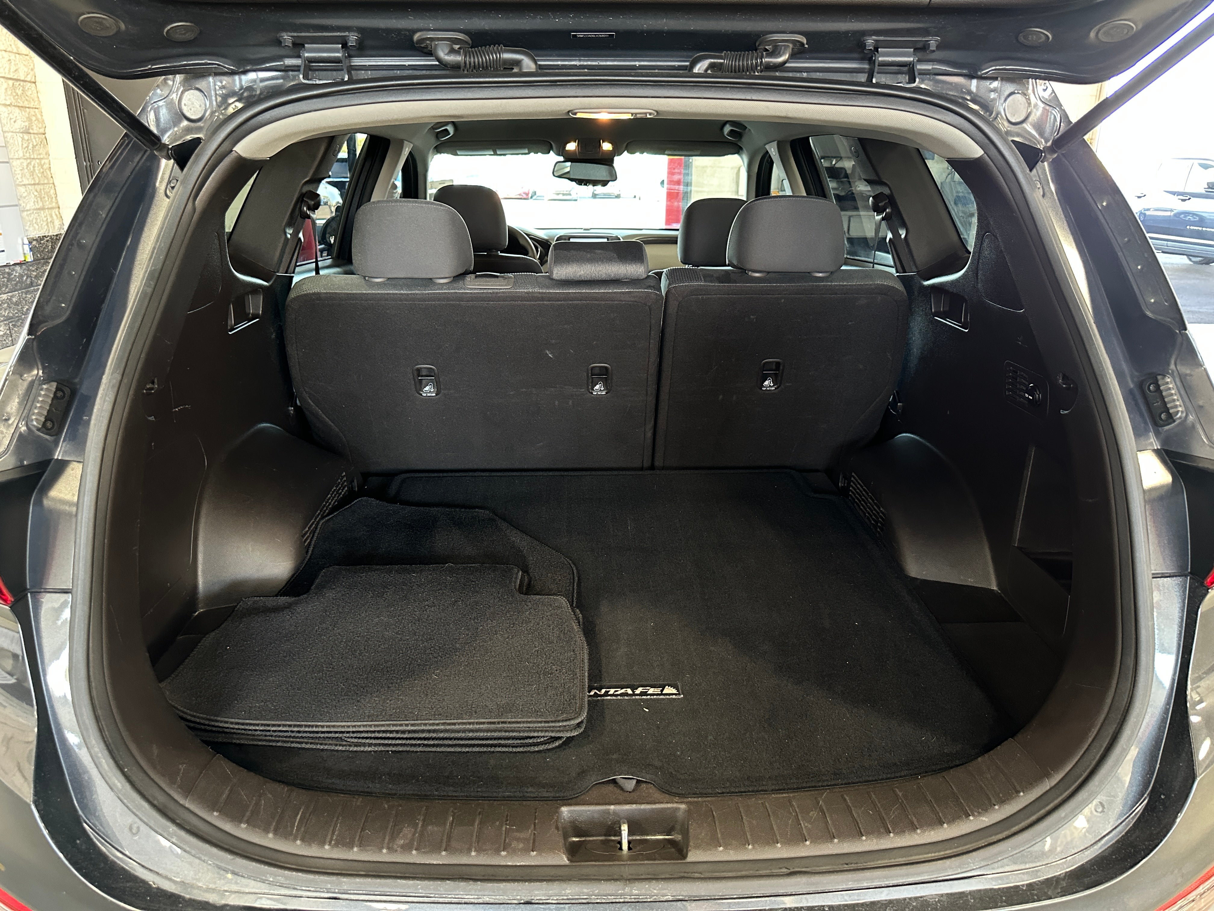 2020 Hyundai Santa Fe SEL 7