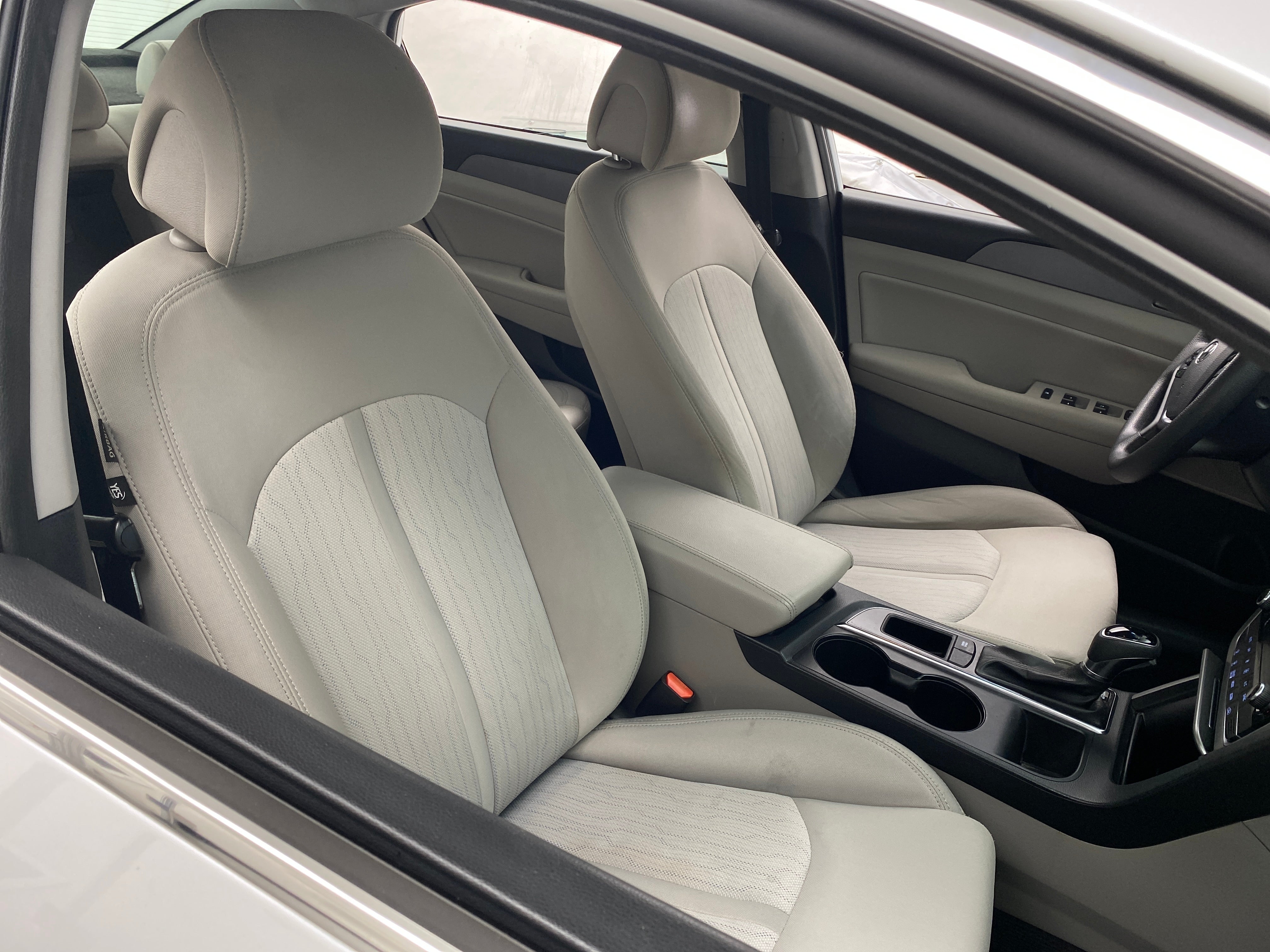 2017 Hyundai Sonata SE 2