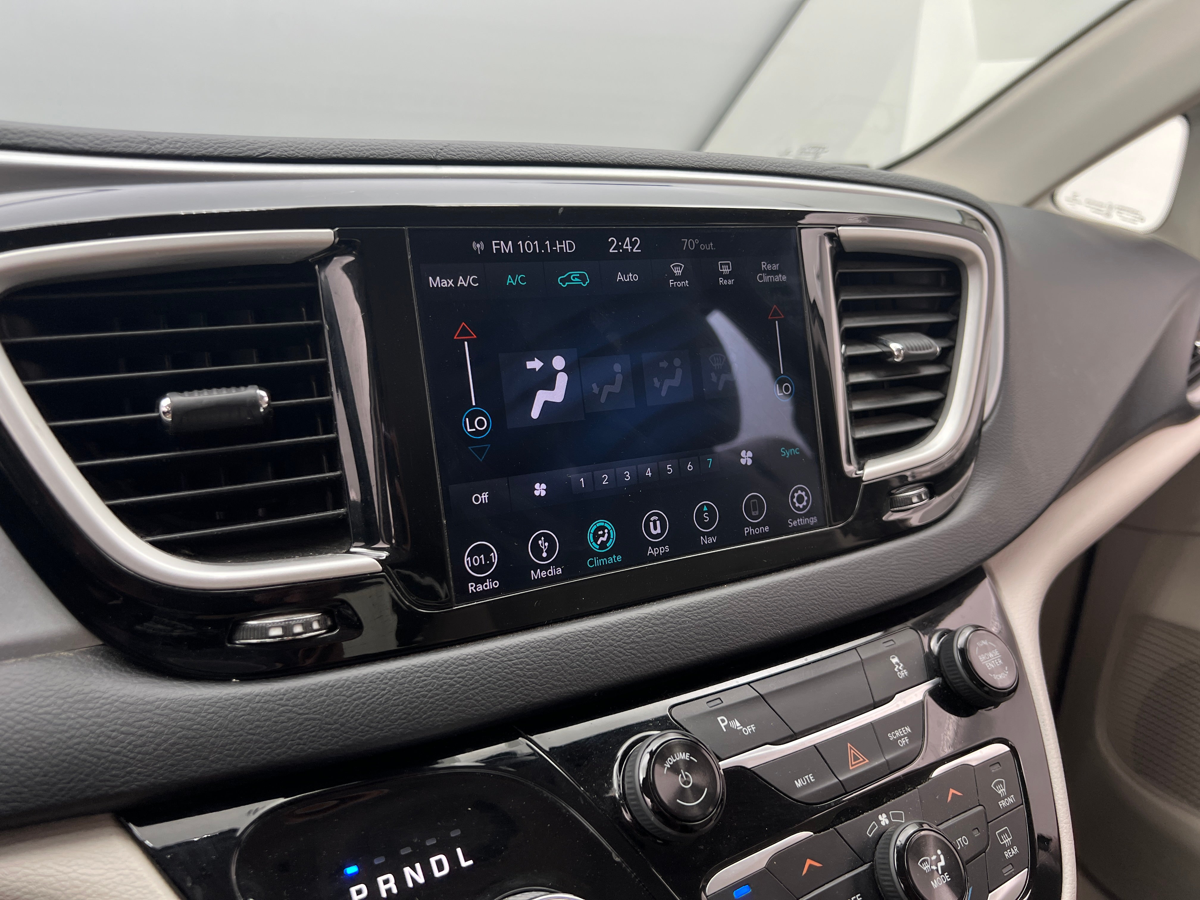 2018 Chrysler Pacifica Hybrid Touring Plus 4