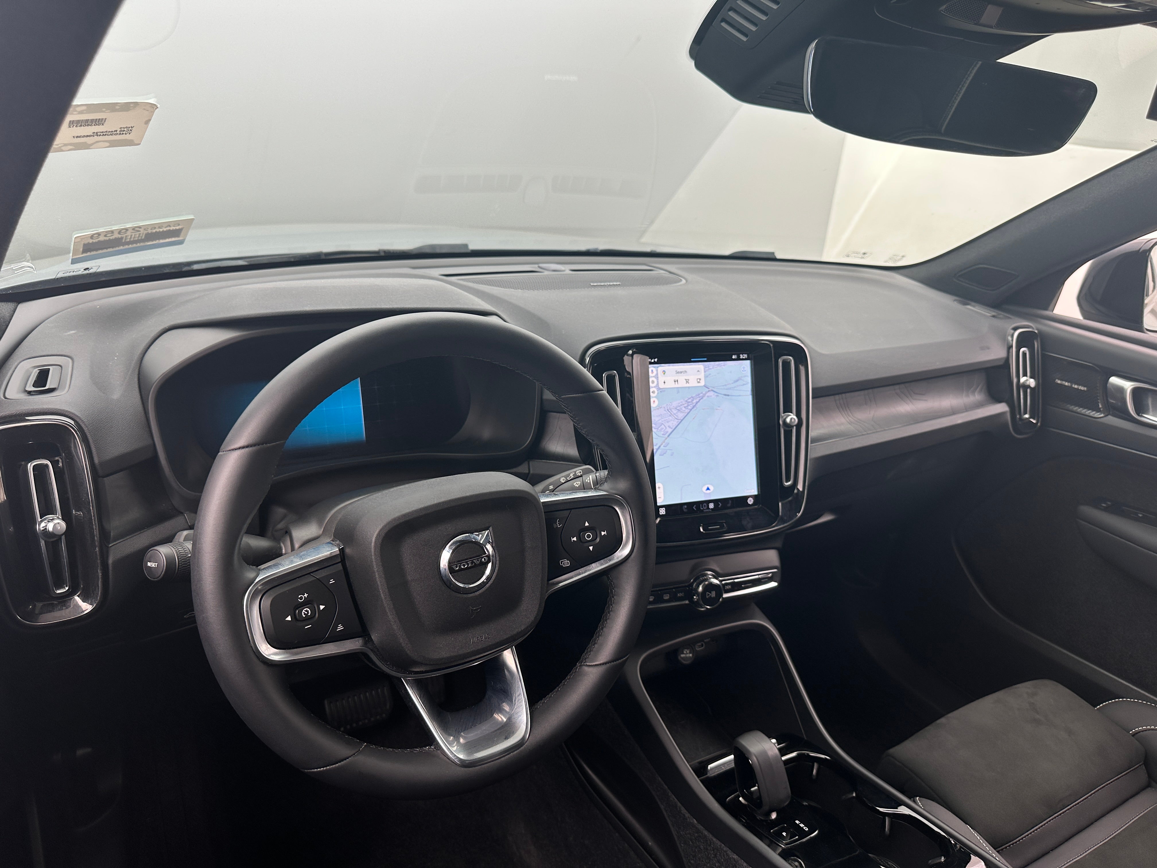 2023 Volvo XC40 Recharge Ultimate 2